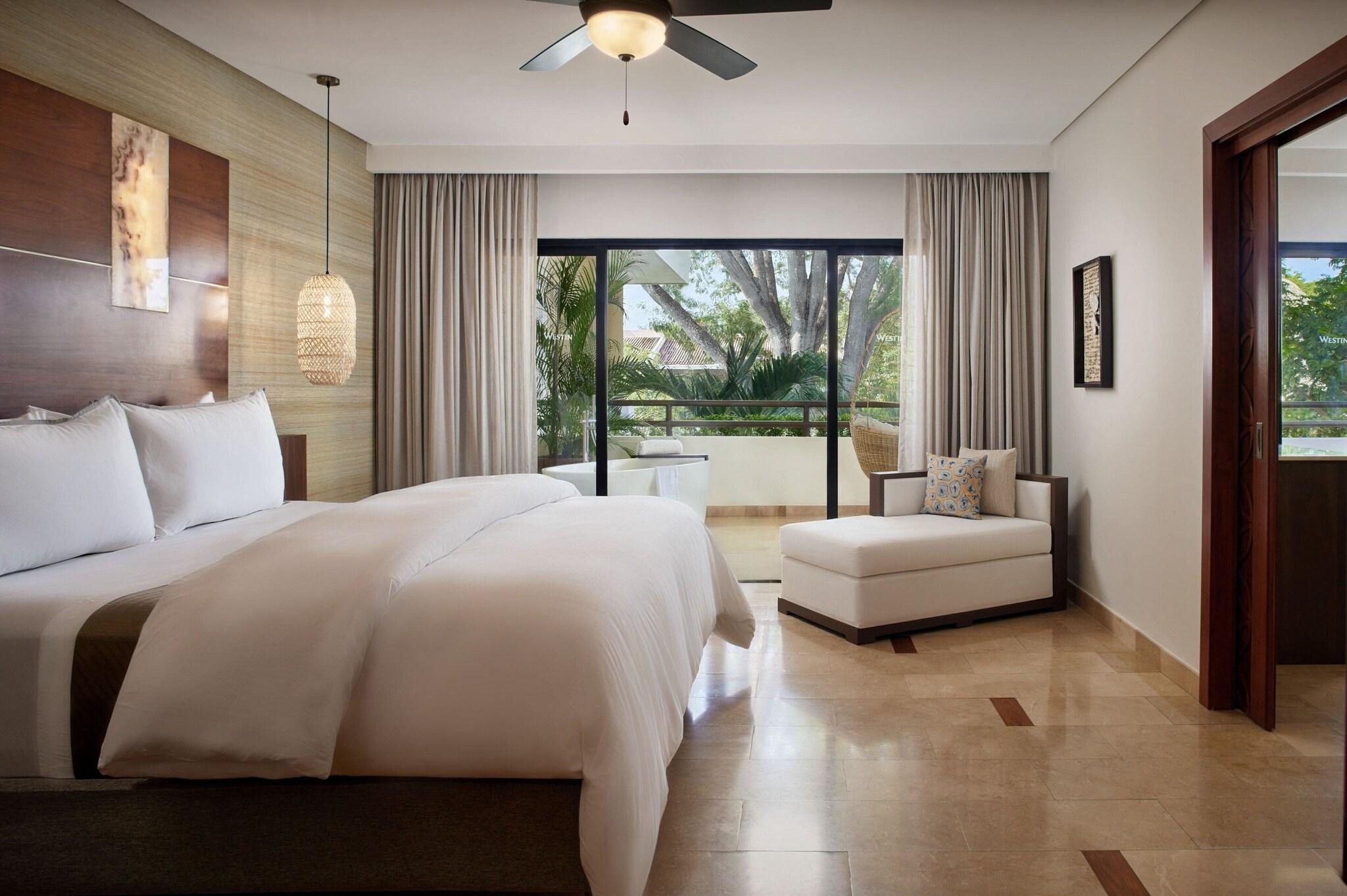 Suite Club King Bed