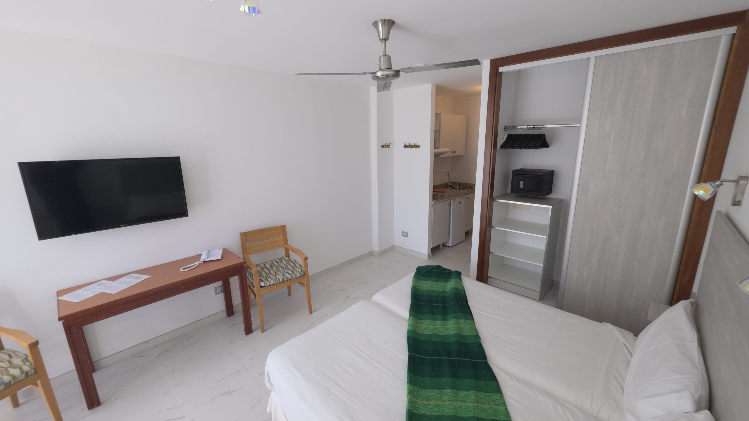 Double or Twin Standard