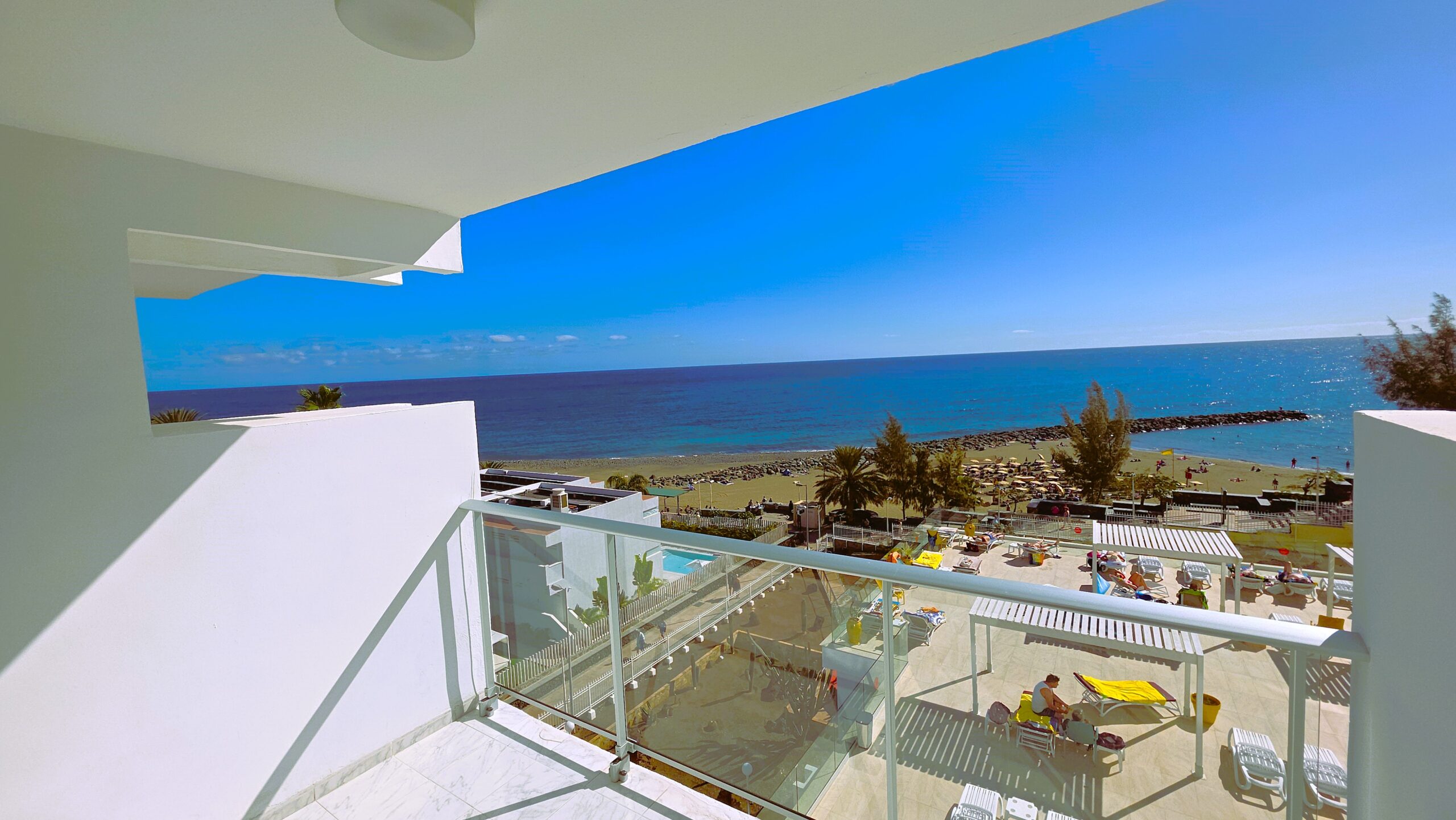 Junior Suite Premium Beach Front