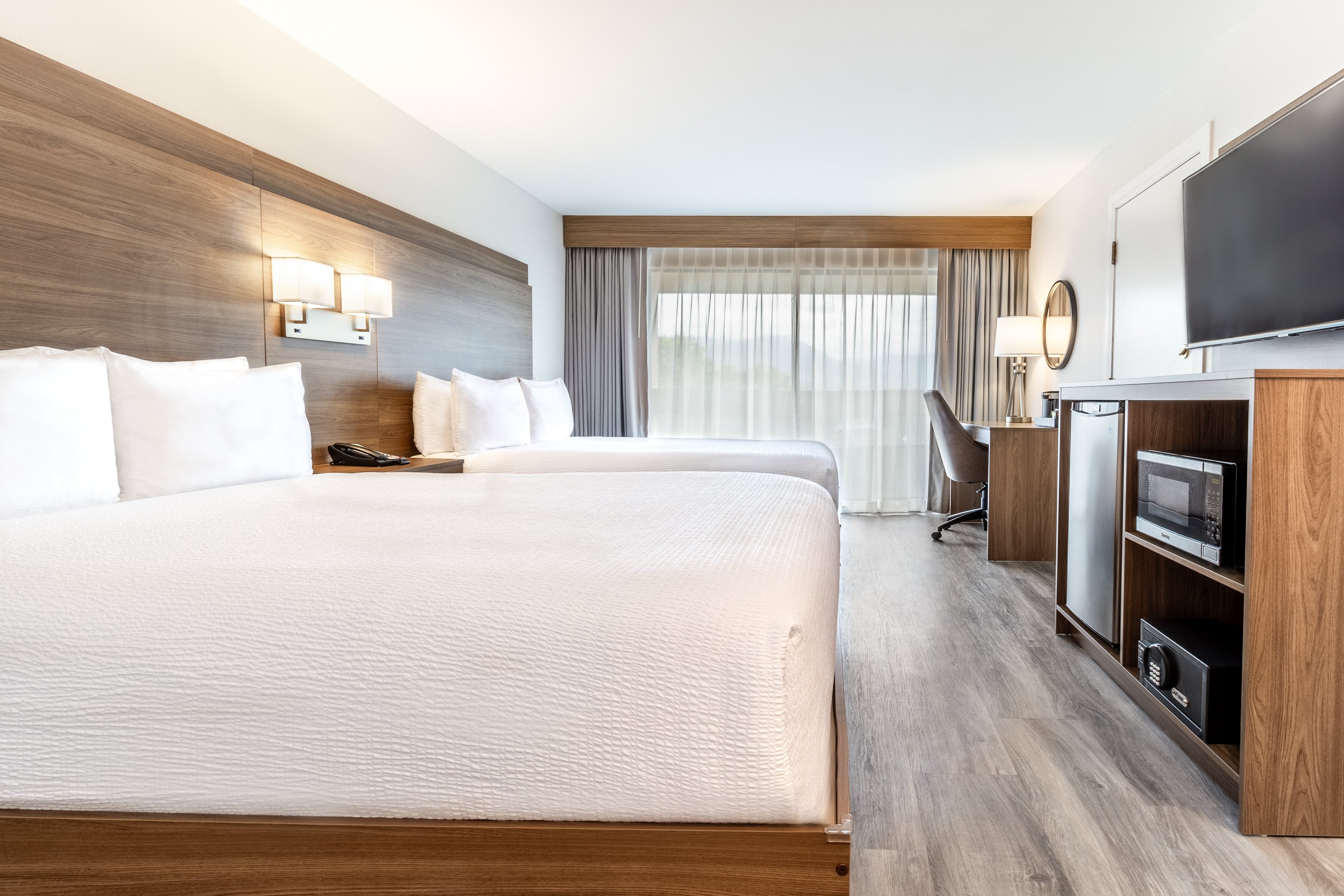 Double Two Queen Beds