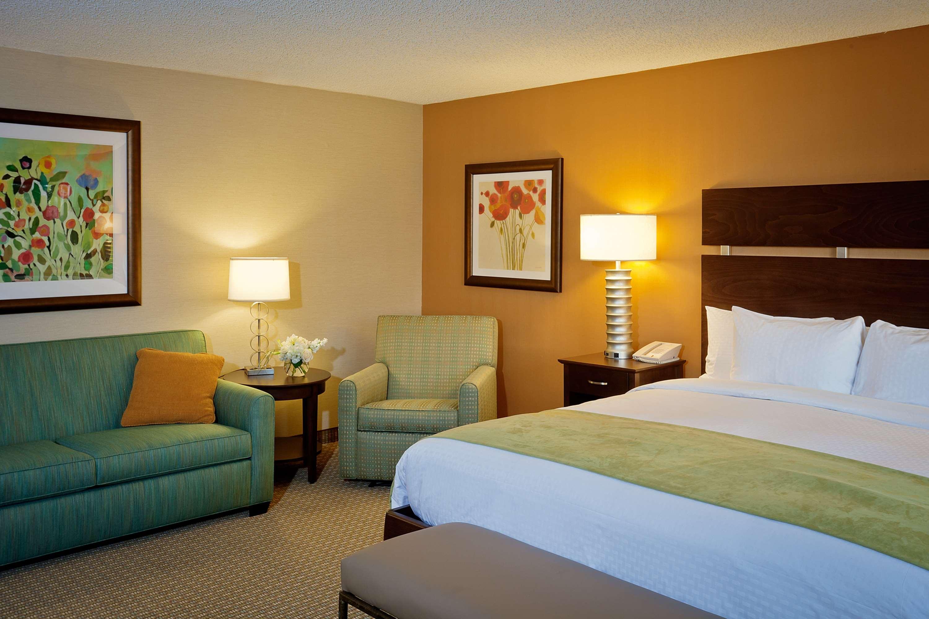 Junior Suite King Size Bed