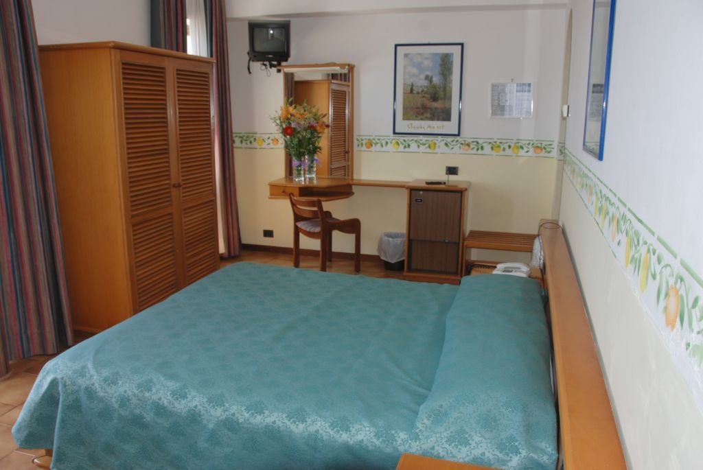 Double Side Sea View with Balcony