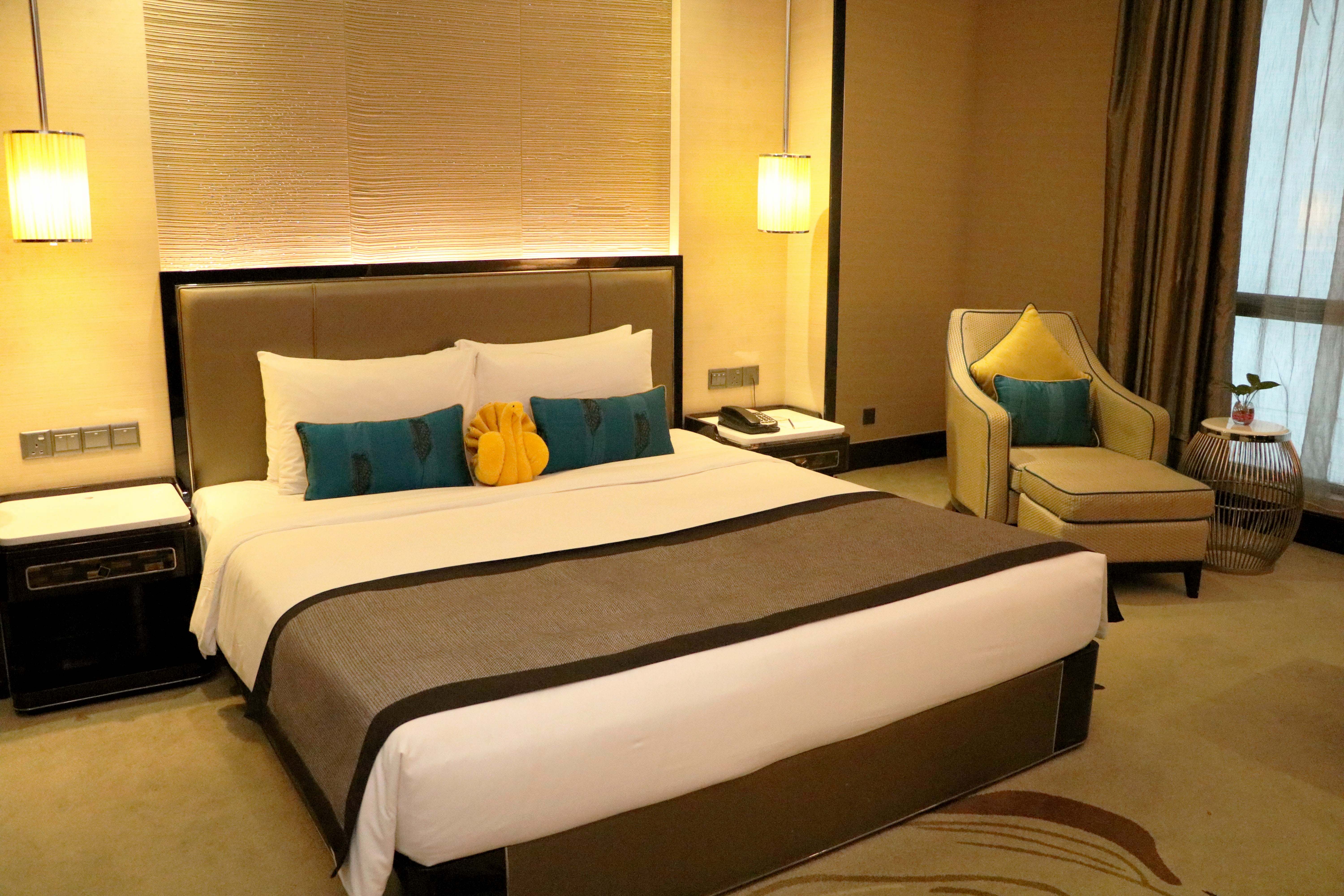 Double Deluxe Premier