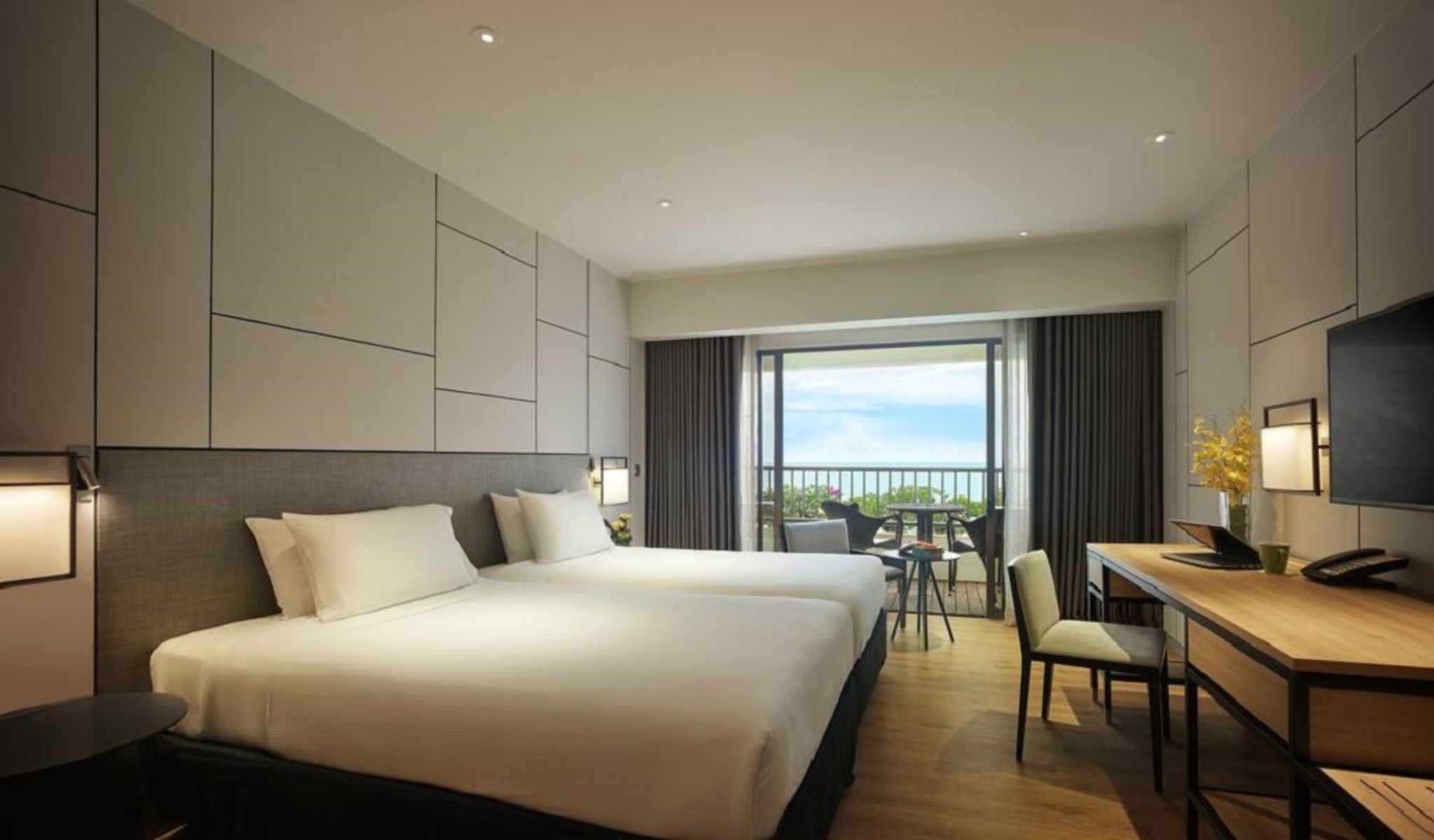 Twin Premier Sea View