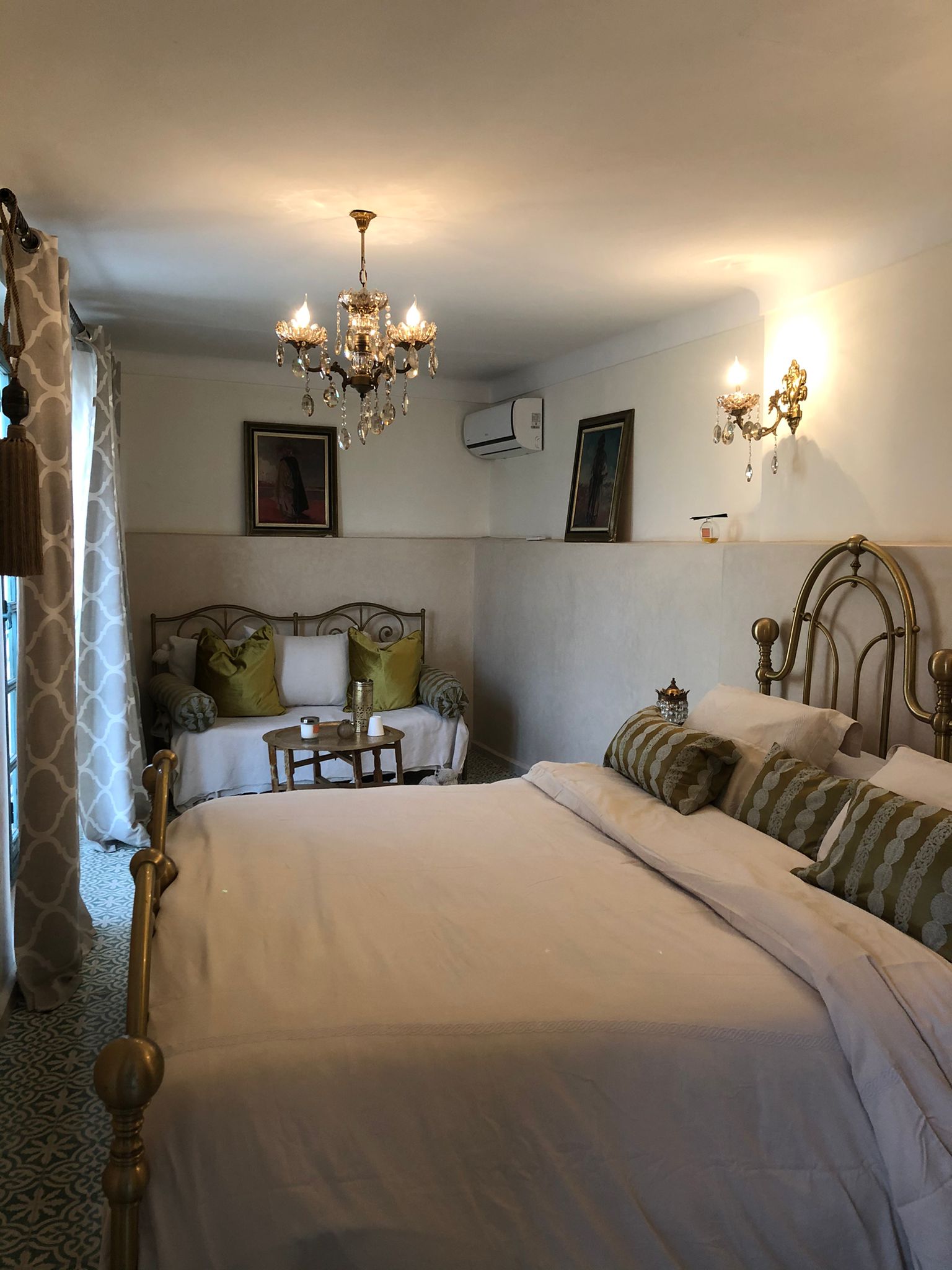 House Three Bedrooms One Bathroom