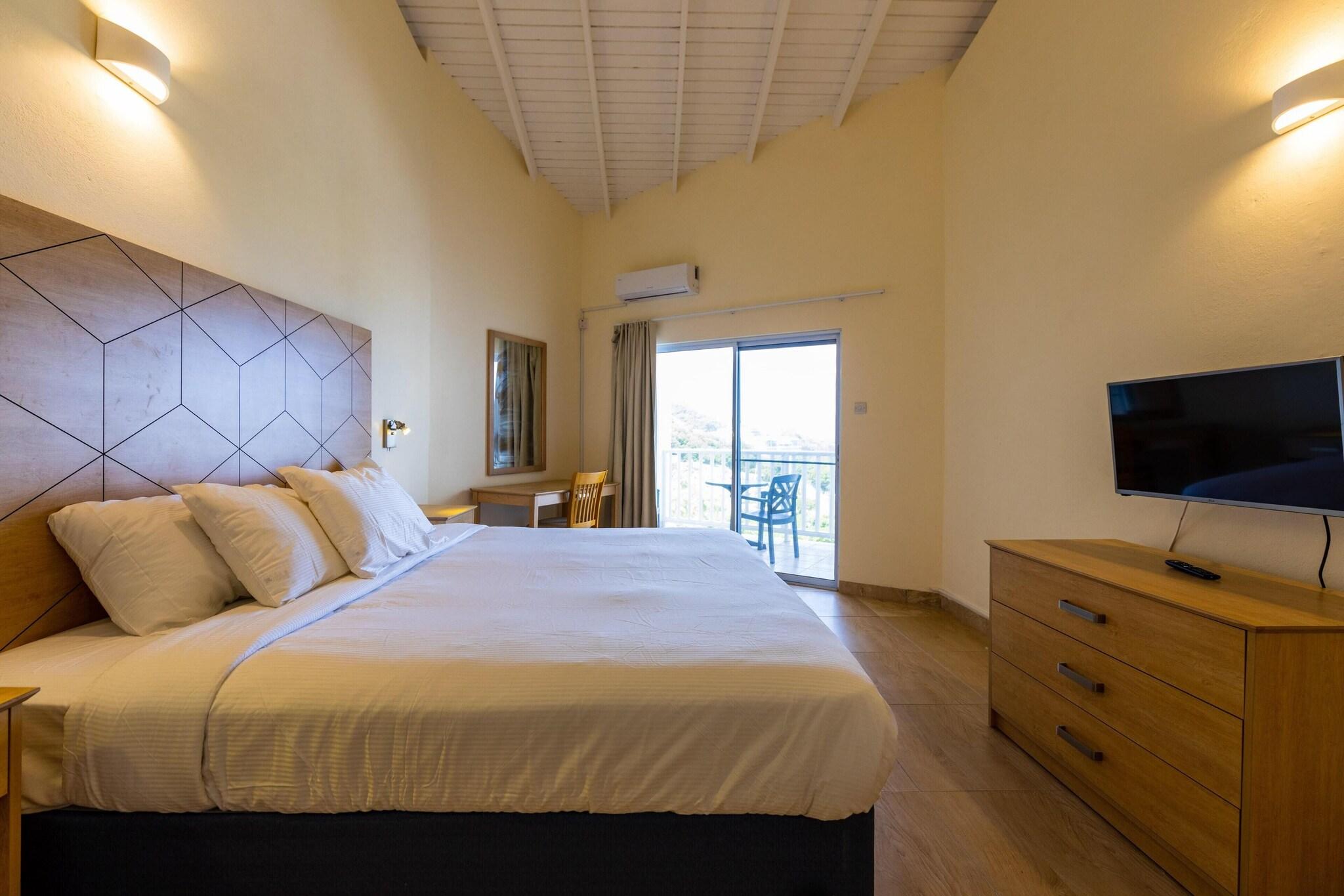 Double Ocean View King Bed