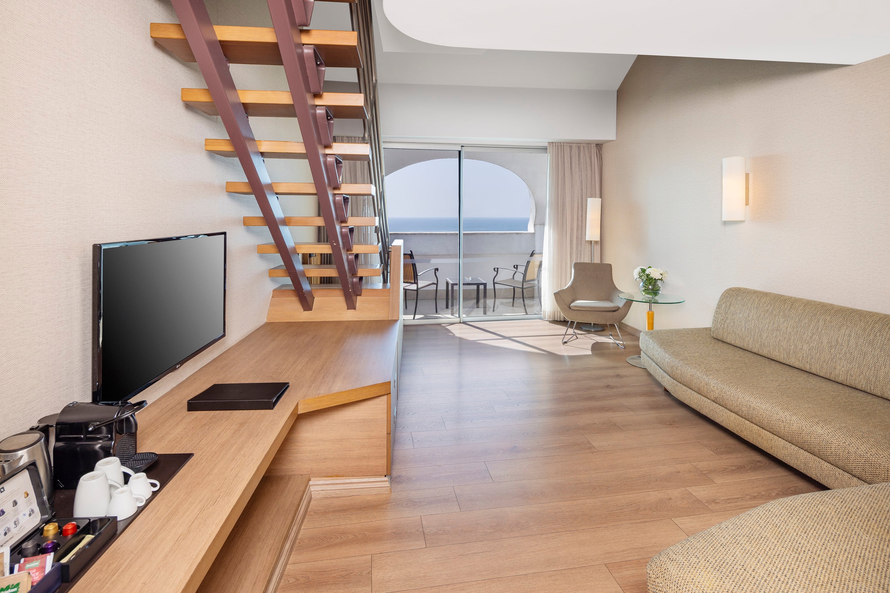 Family Room Duplex Deluxe