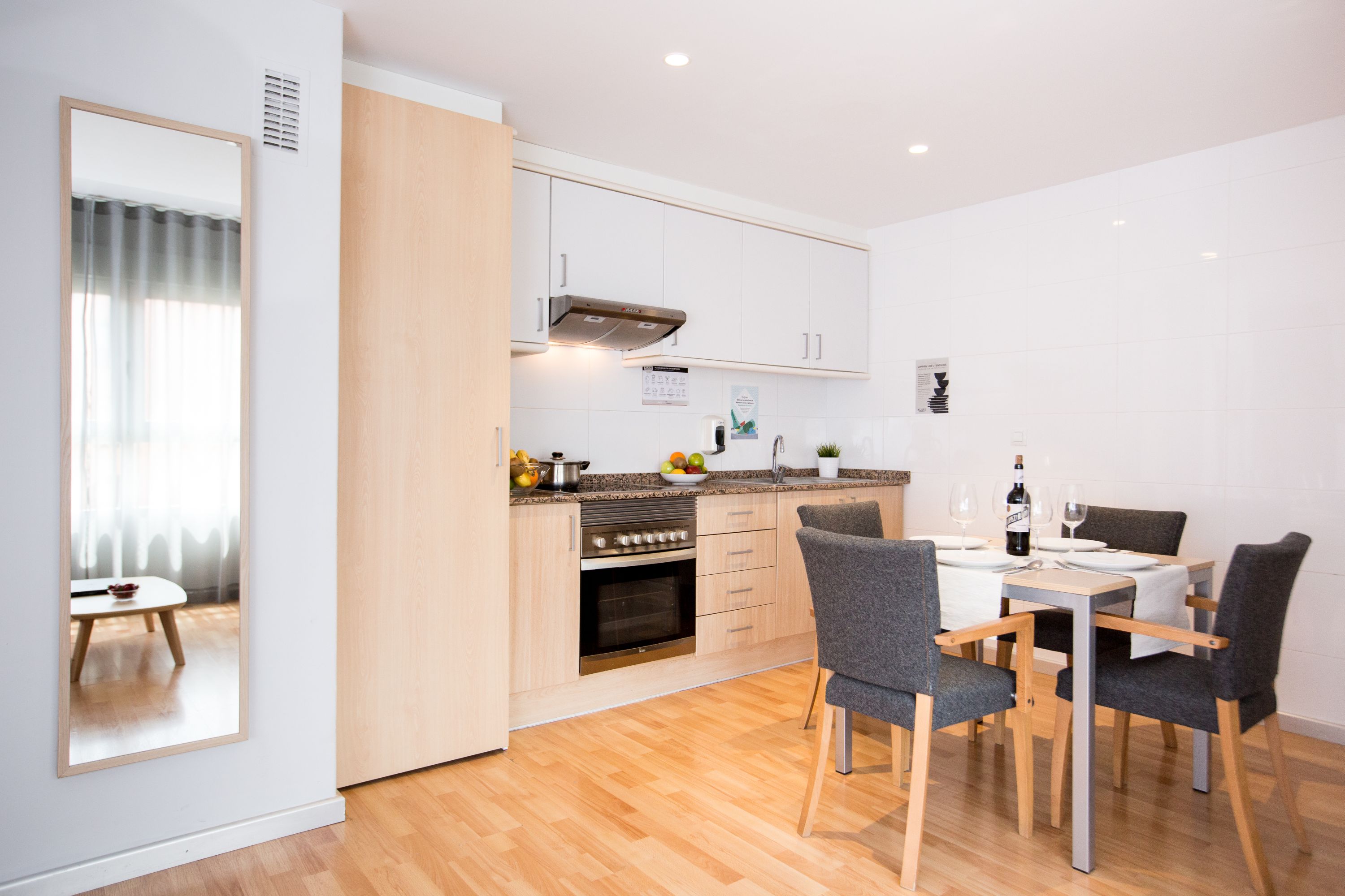 Apartment Capacity 3