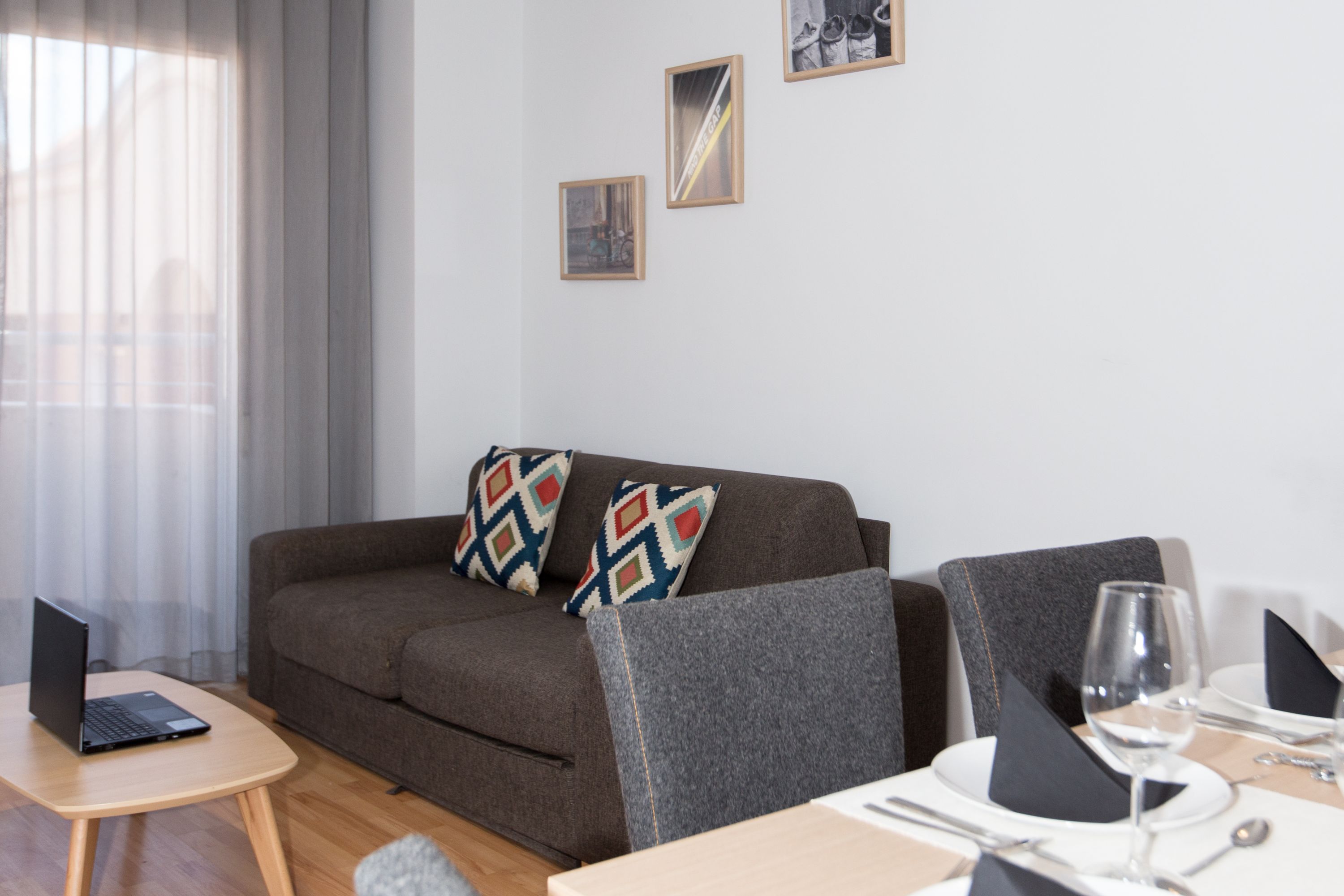 Apartment Capacity 6