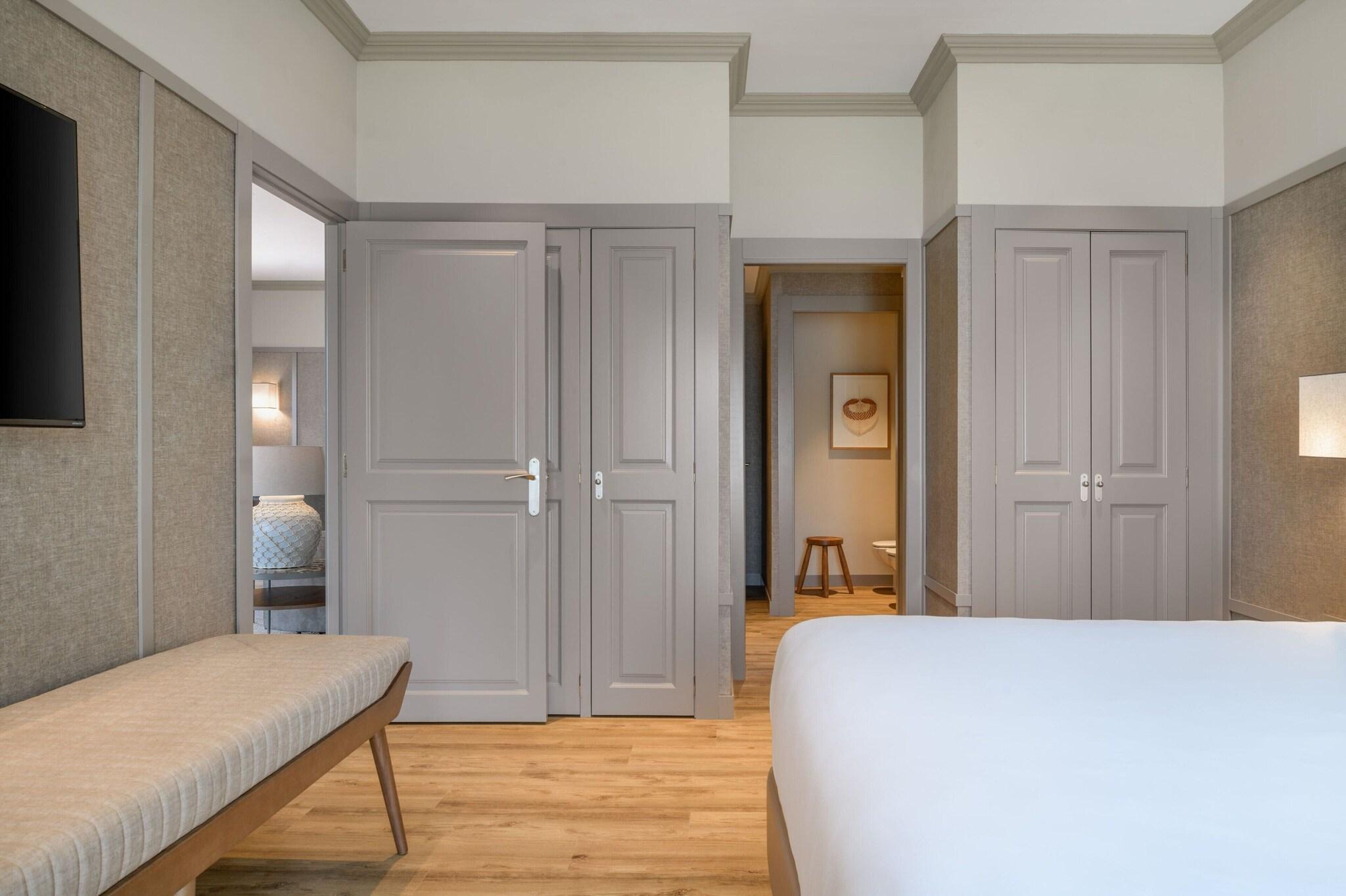 Suite Garden View King Bed