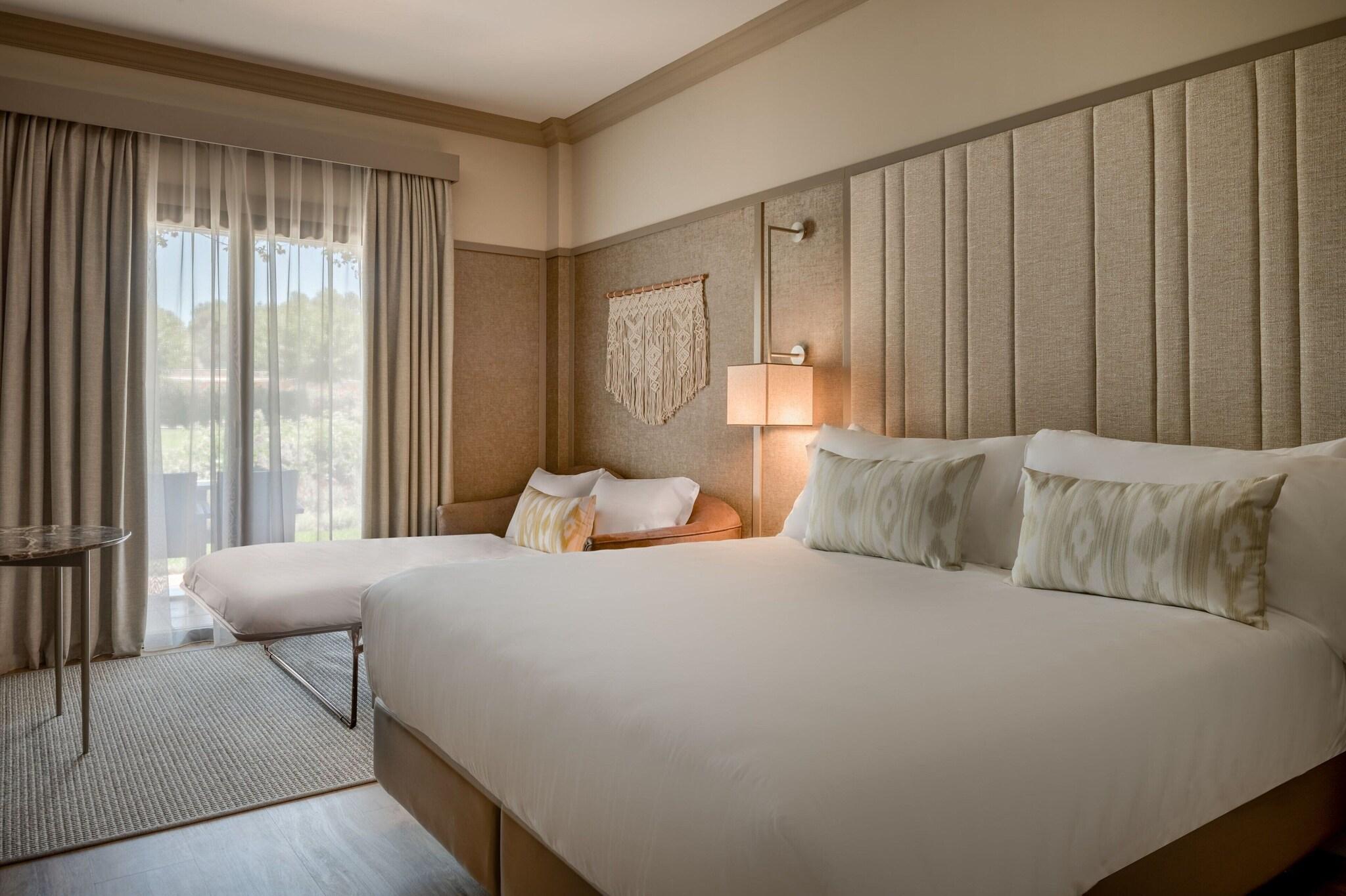 Family Room King Size Bed