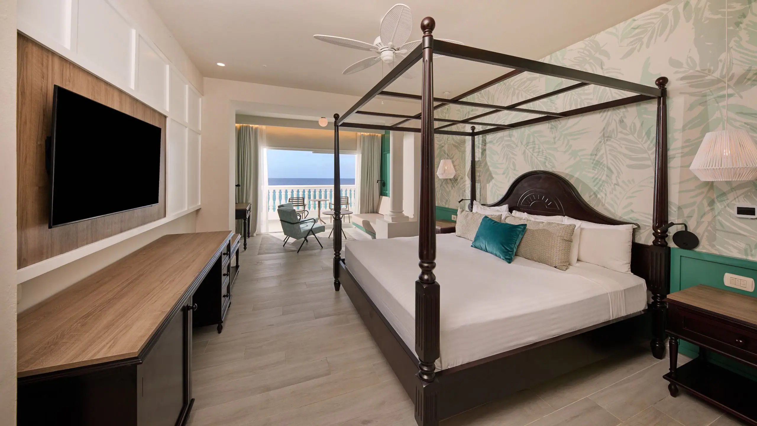 Junior Suite Ocean Front