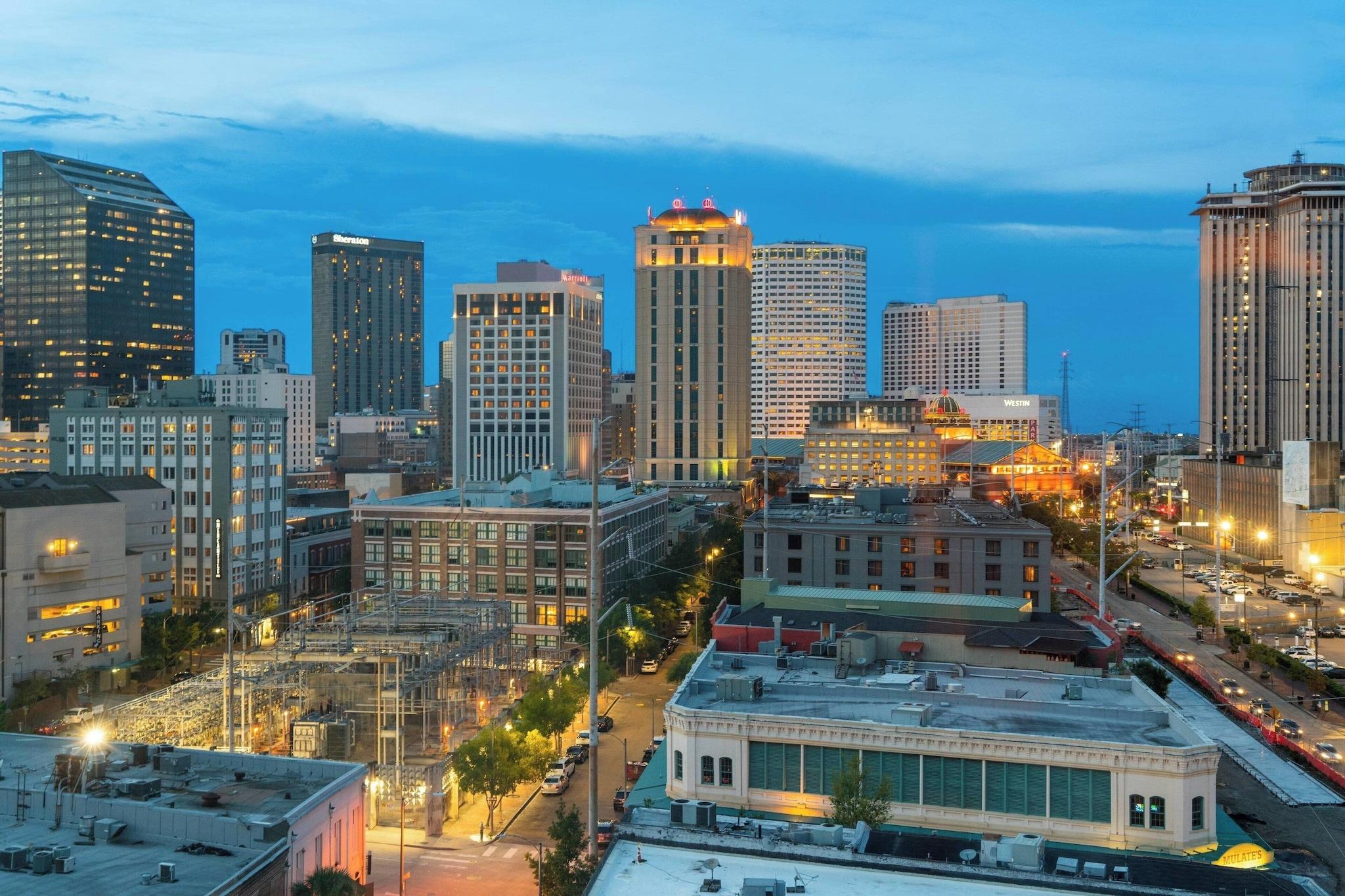 Double Club King Bed