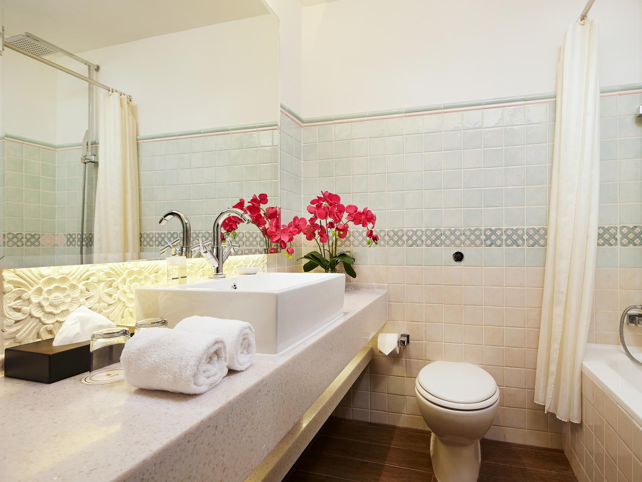 Double or Twin Deluxe