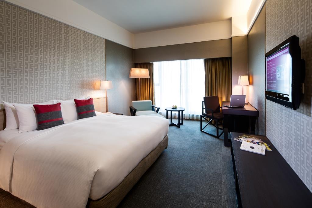 Double Executive King Bed