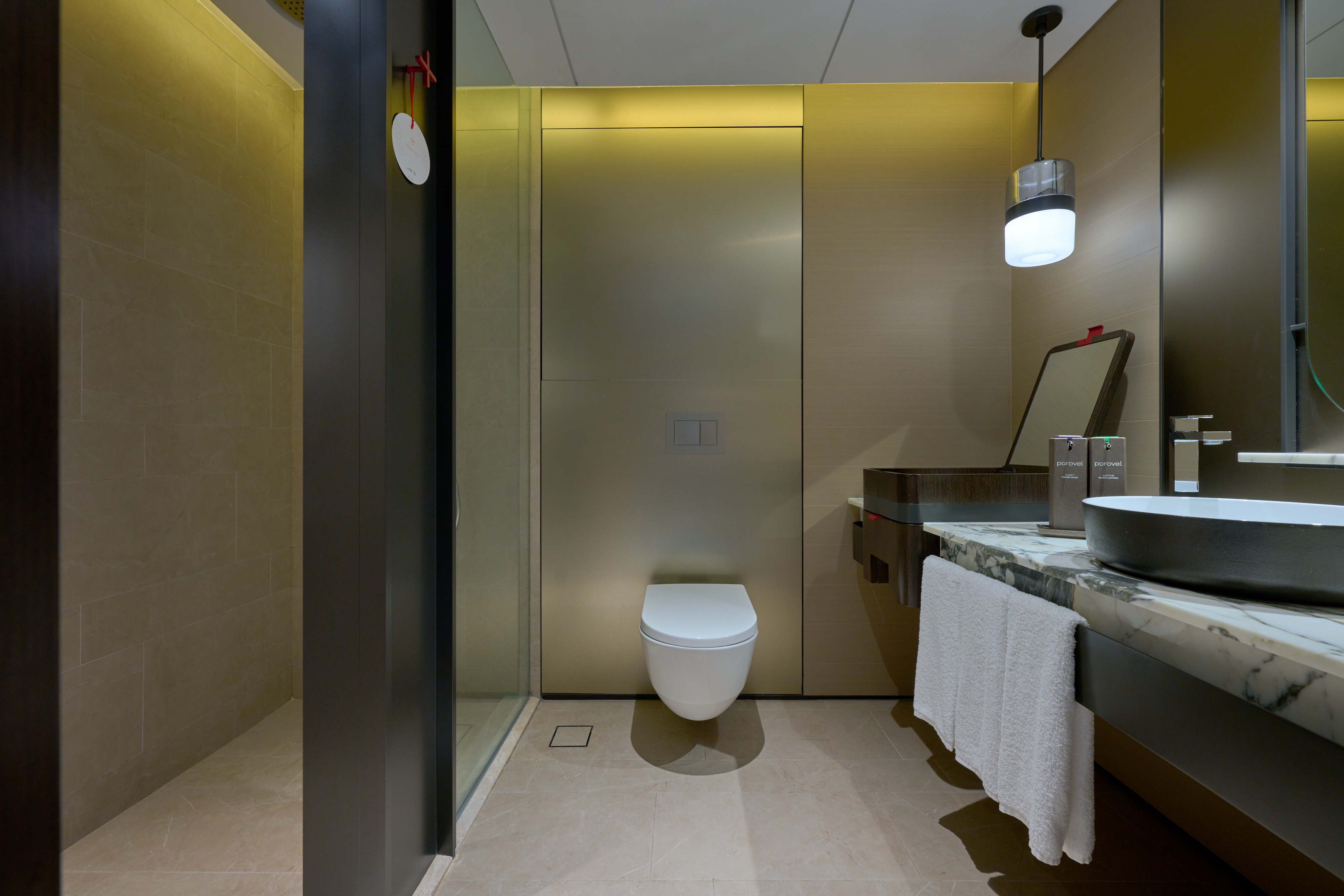 Suite City View King Bed