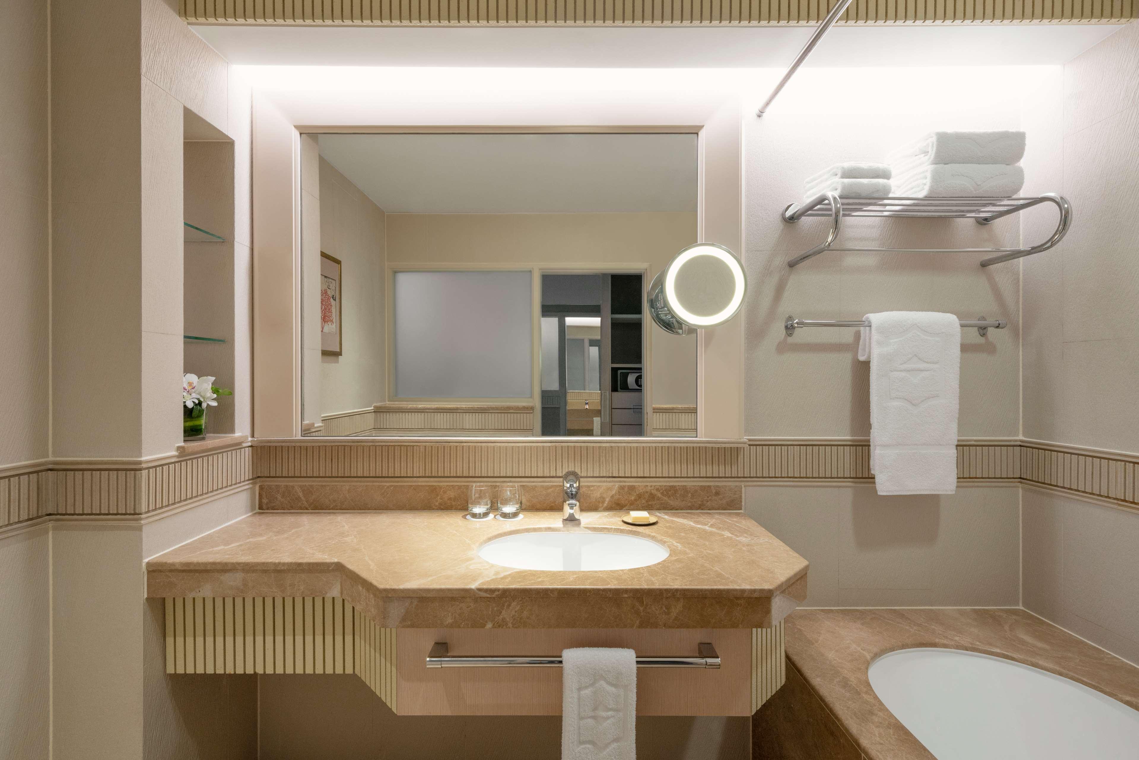 Double Superior King Bed