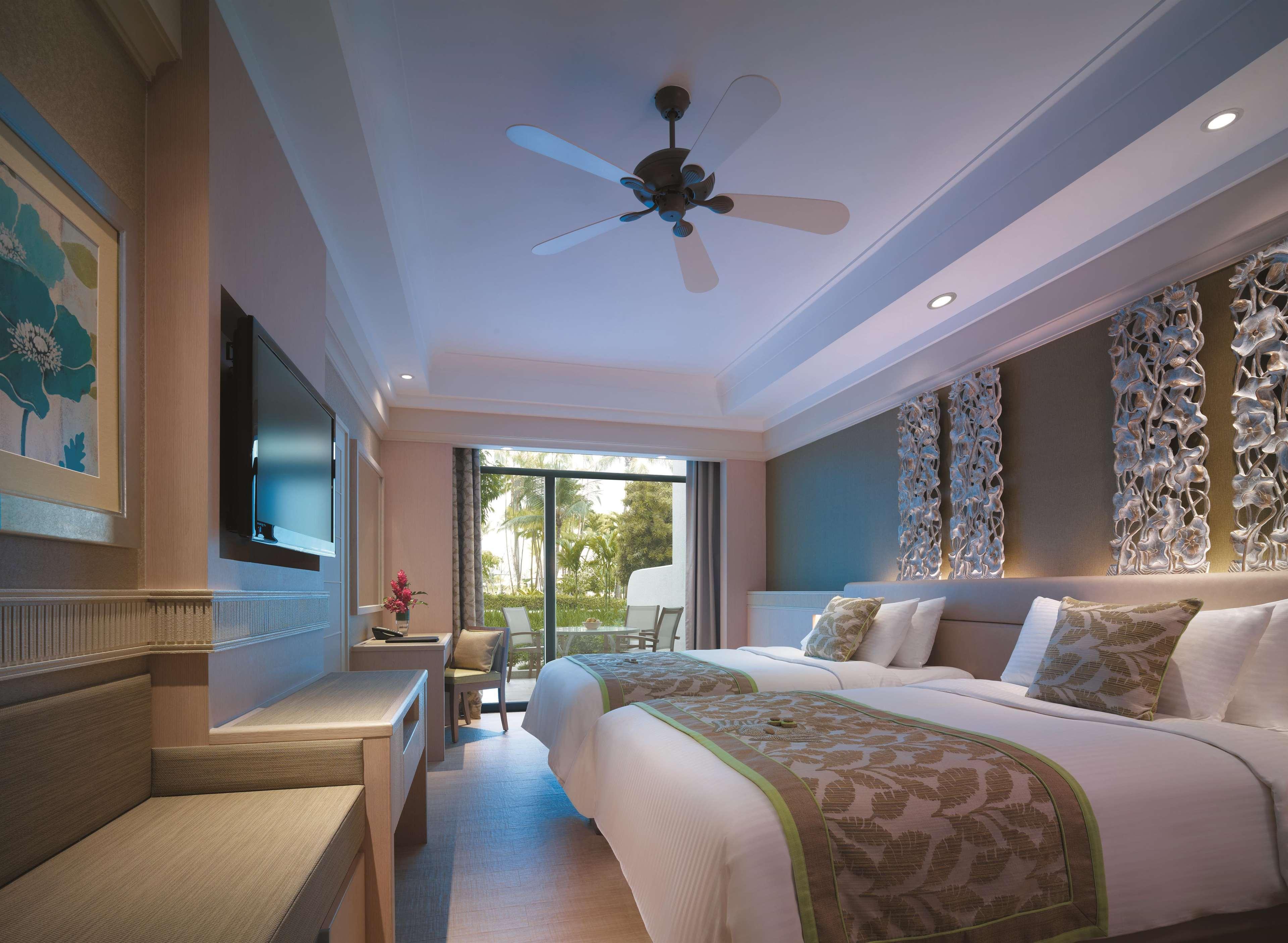 Family Room King Size Bed