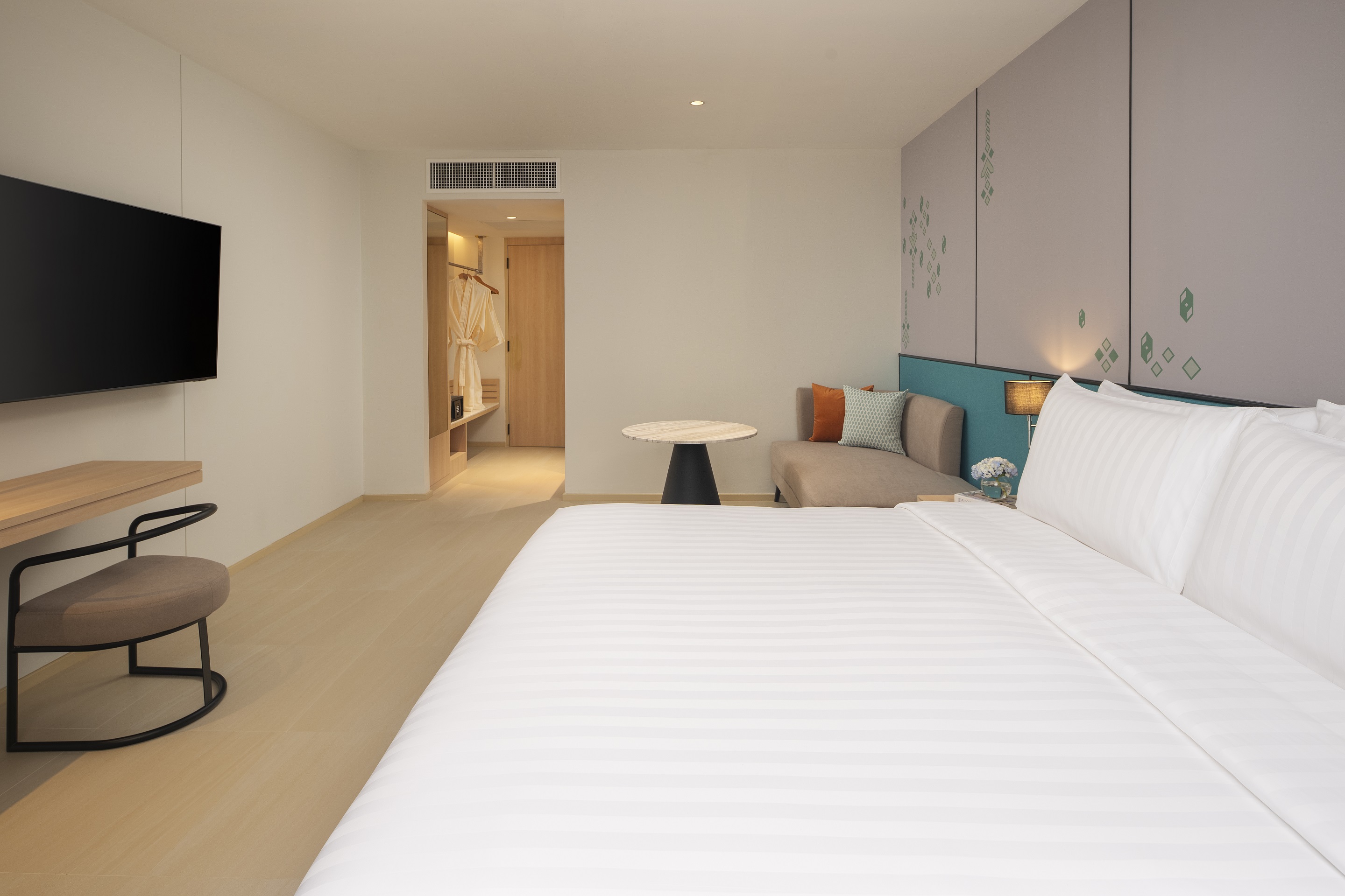 Double Premier King Bed