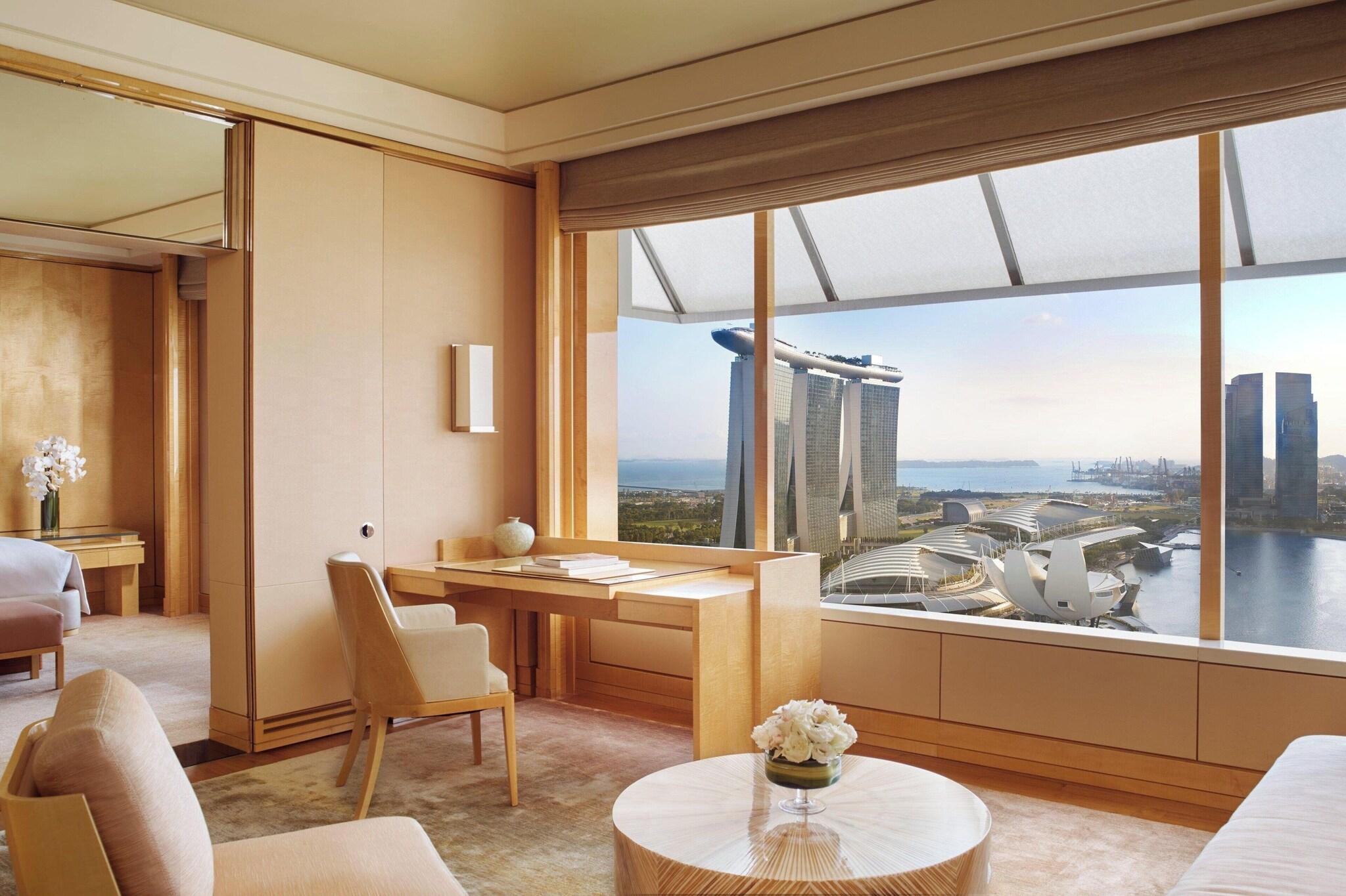 Suite Premier with Views