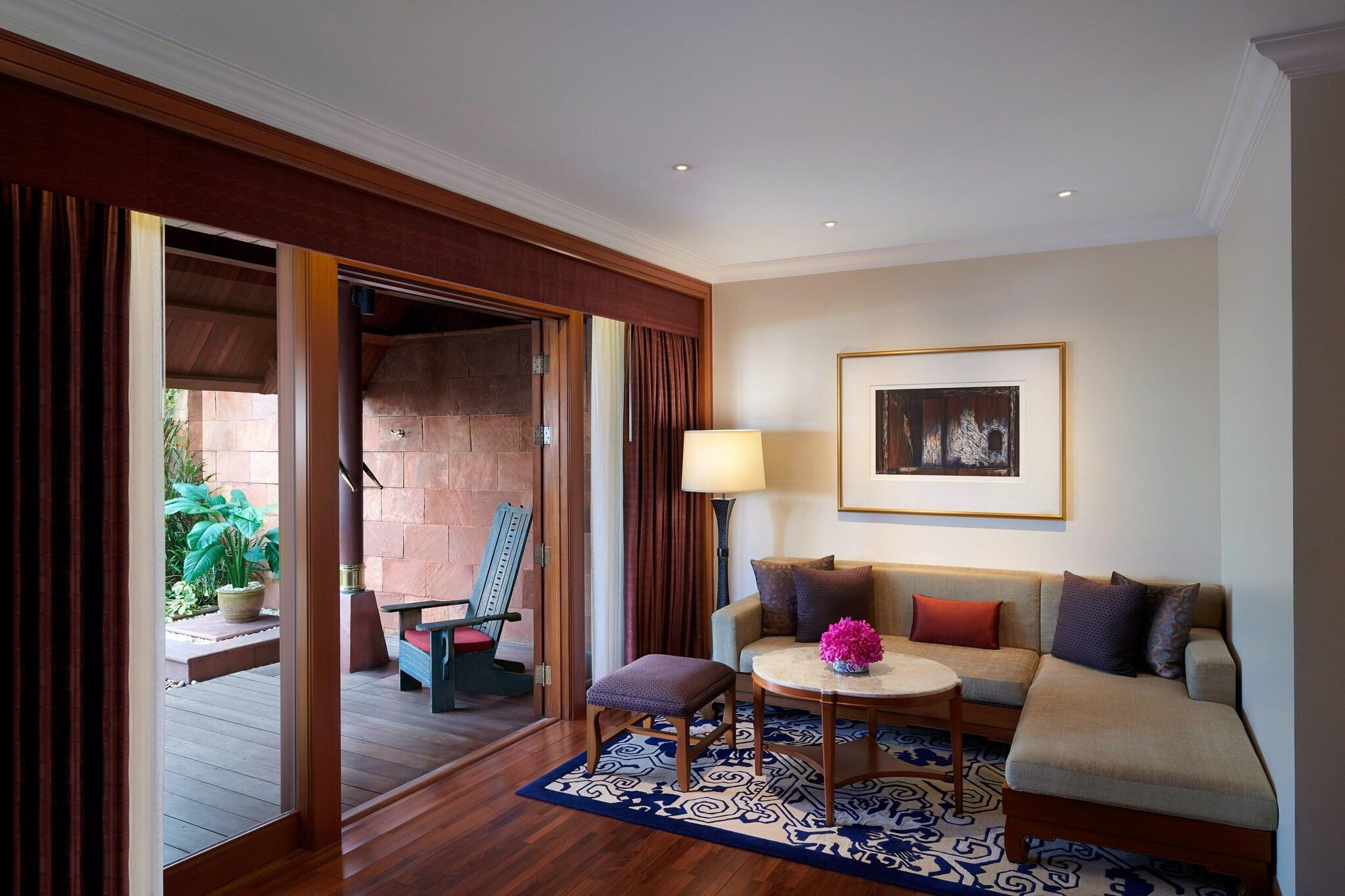 Suite King Bed One Bedroom 