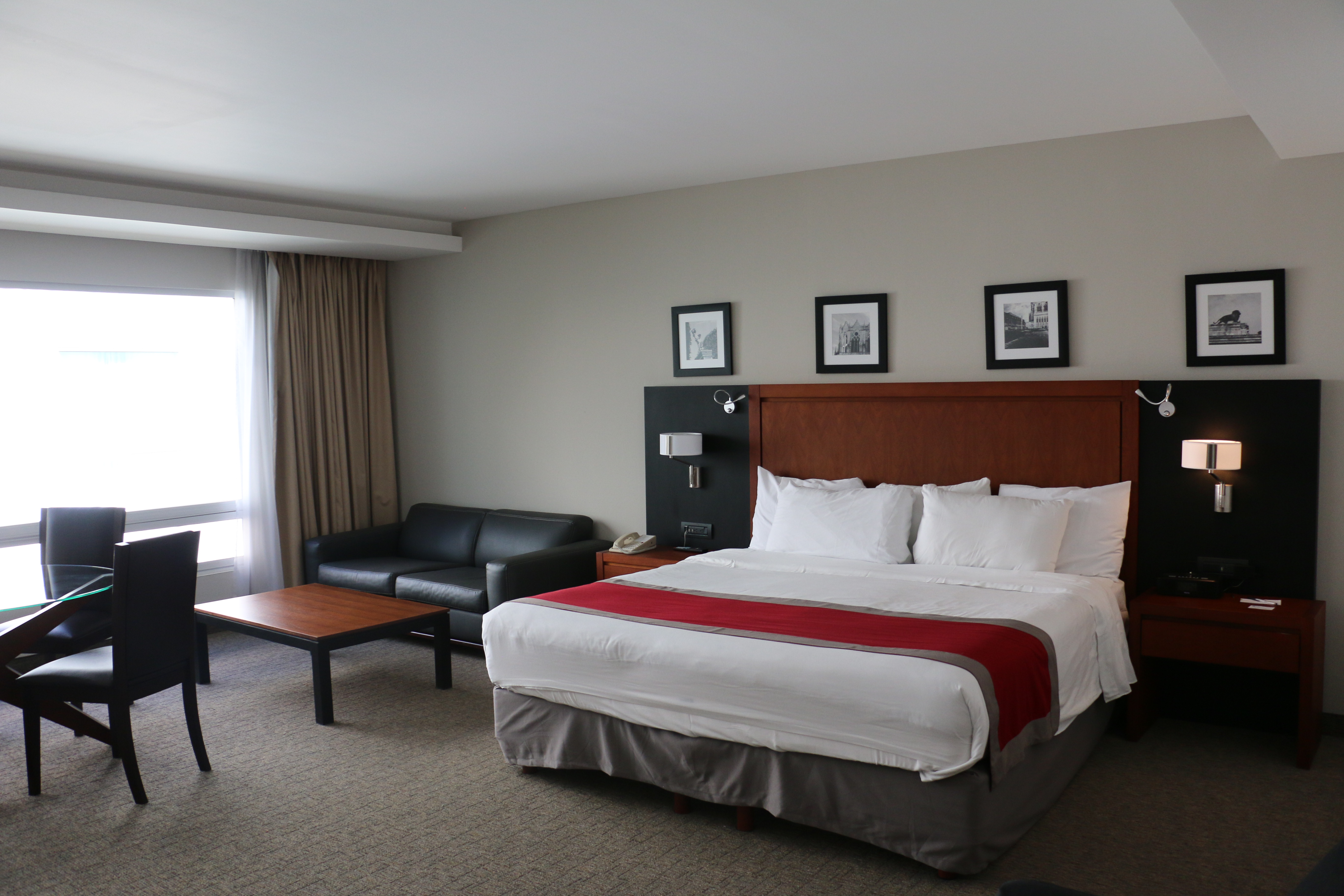 Studio King Size Bed