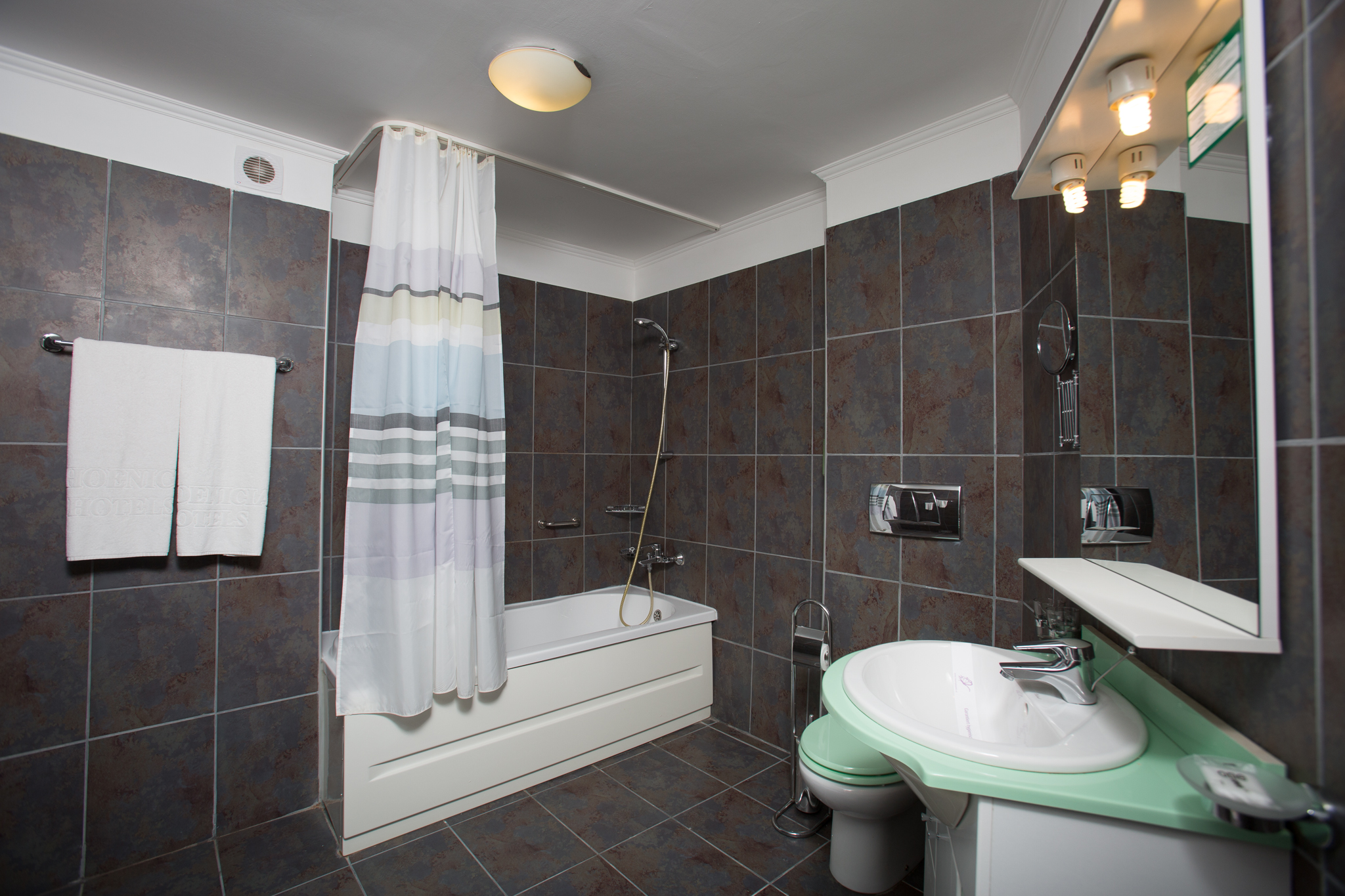 Double Single Superior