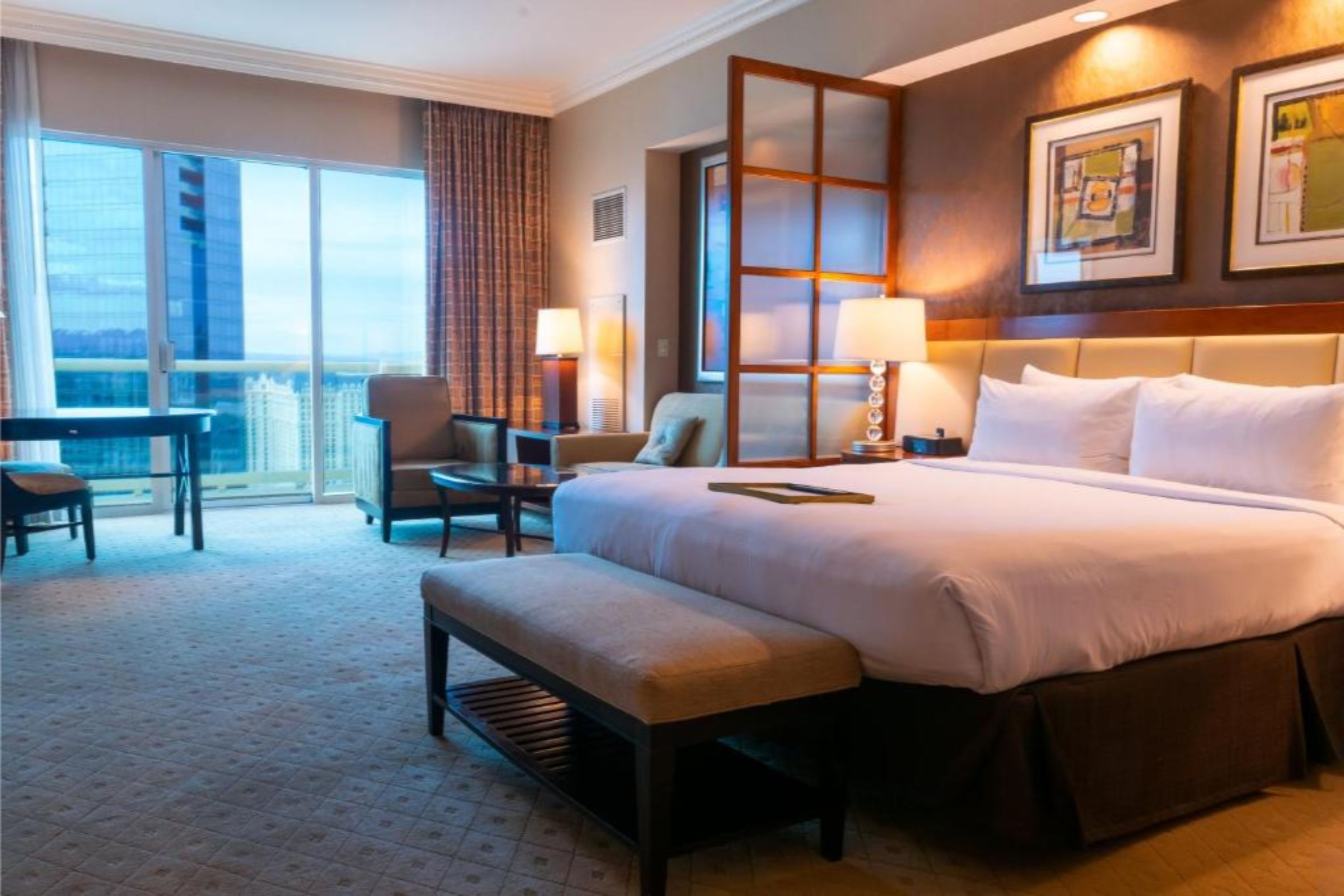 Suite Deluxe with Balcony