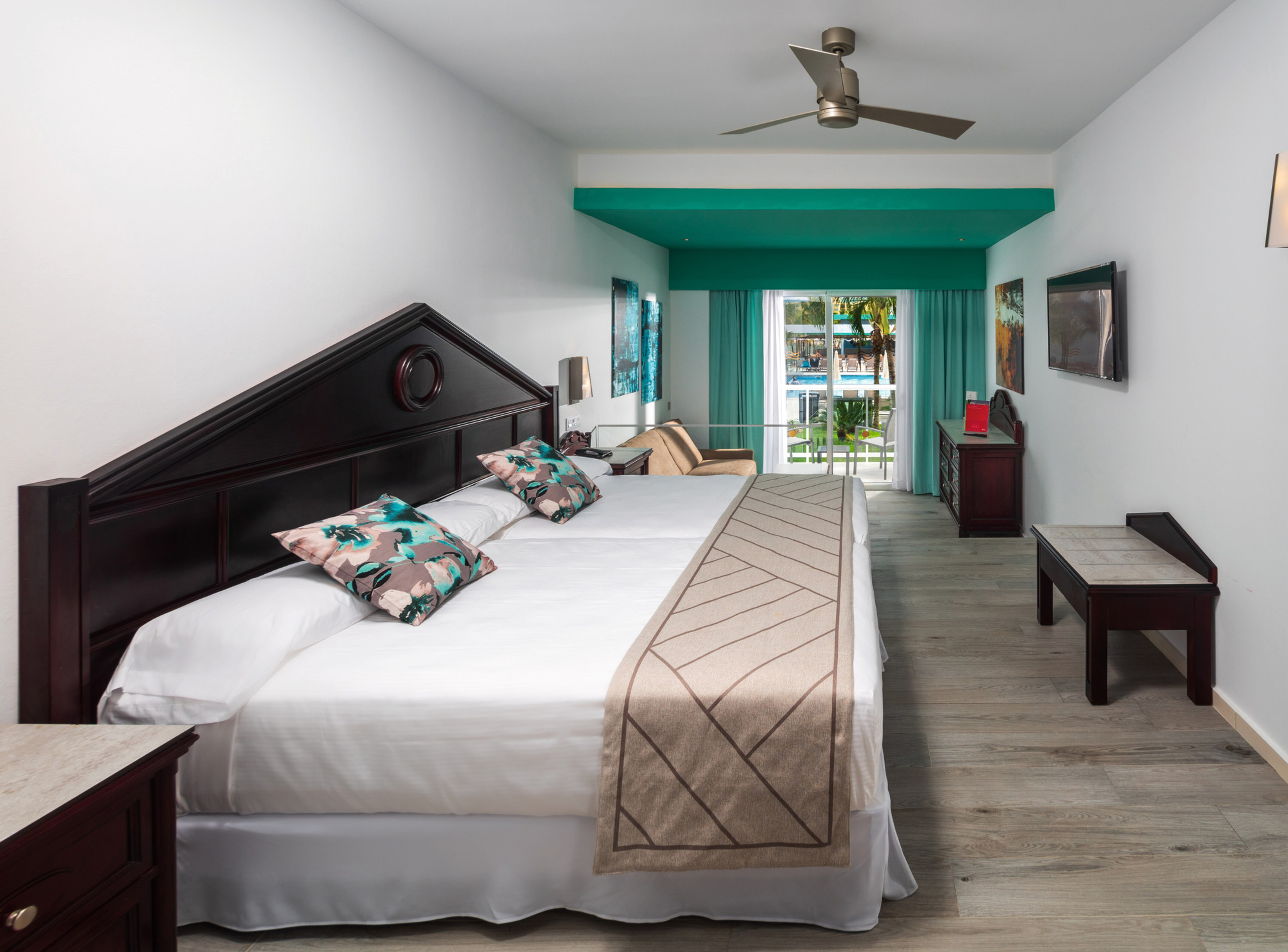 Junior Suite Garden View