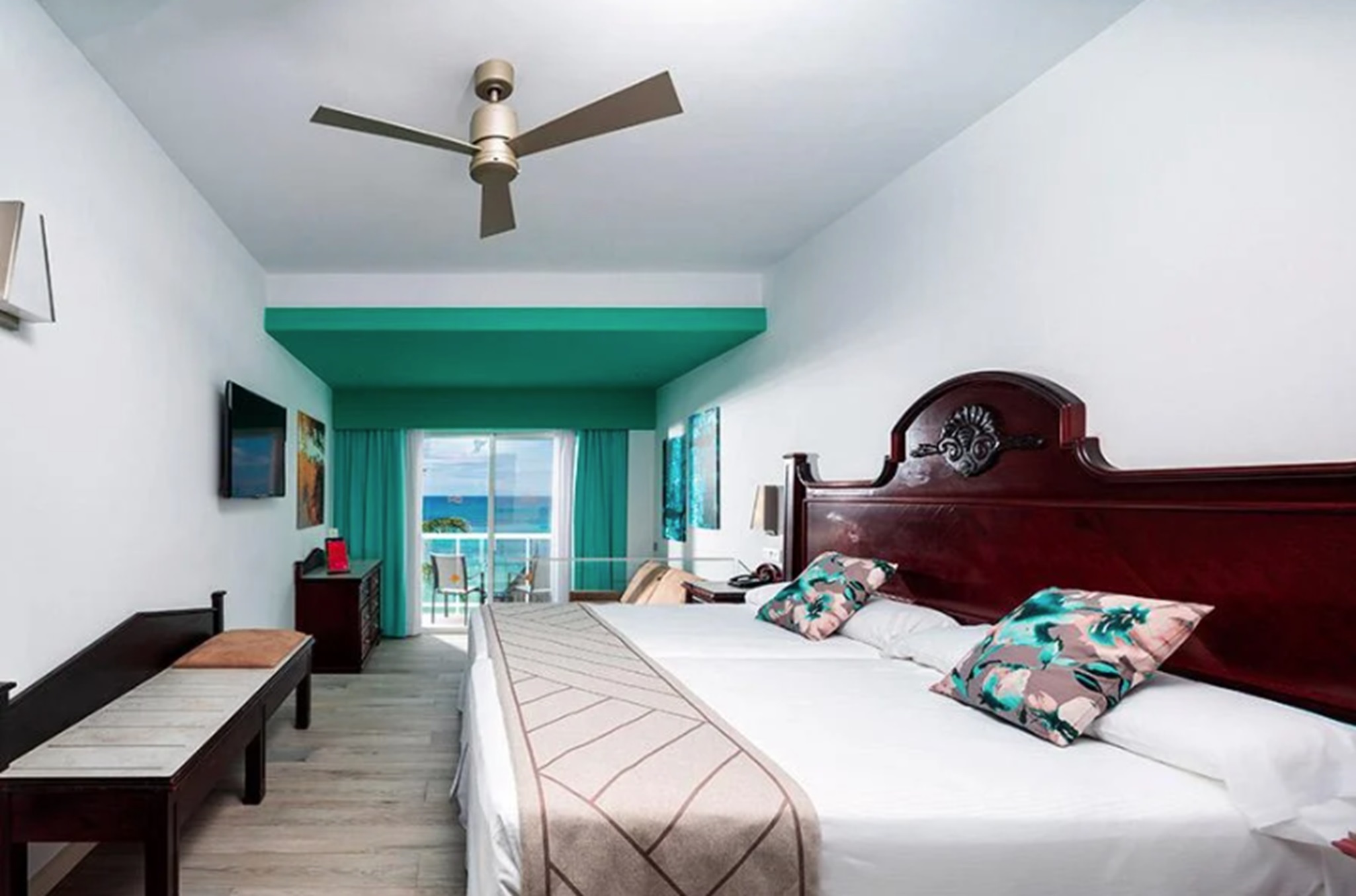 Junior Suite Ocean View Two Bedrooms