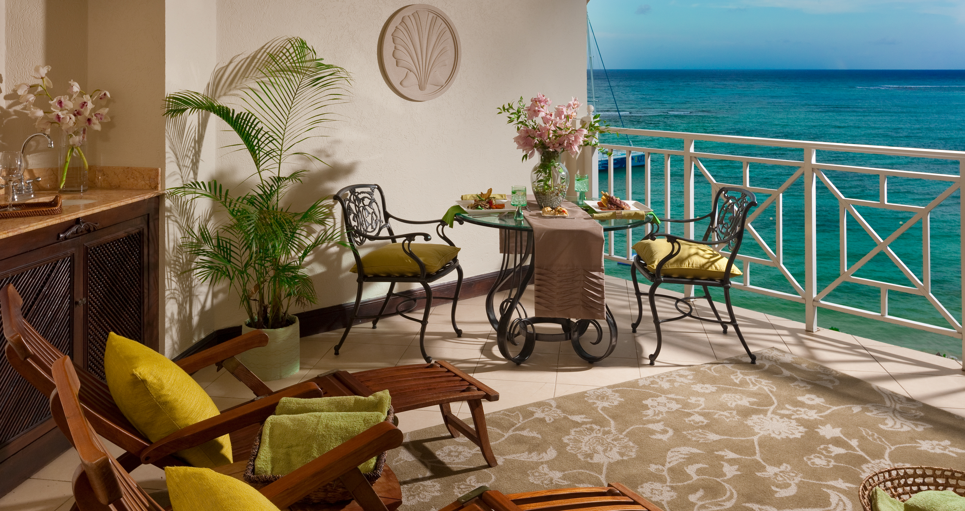 Suite Ocean Front with Balcony