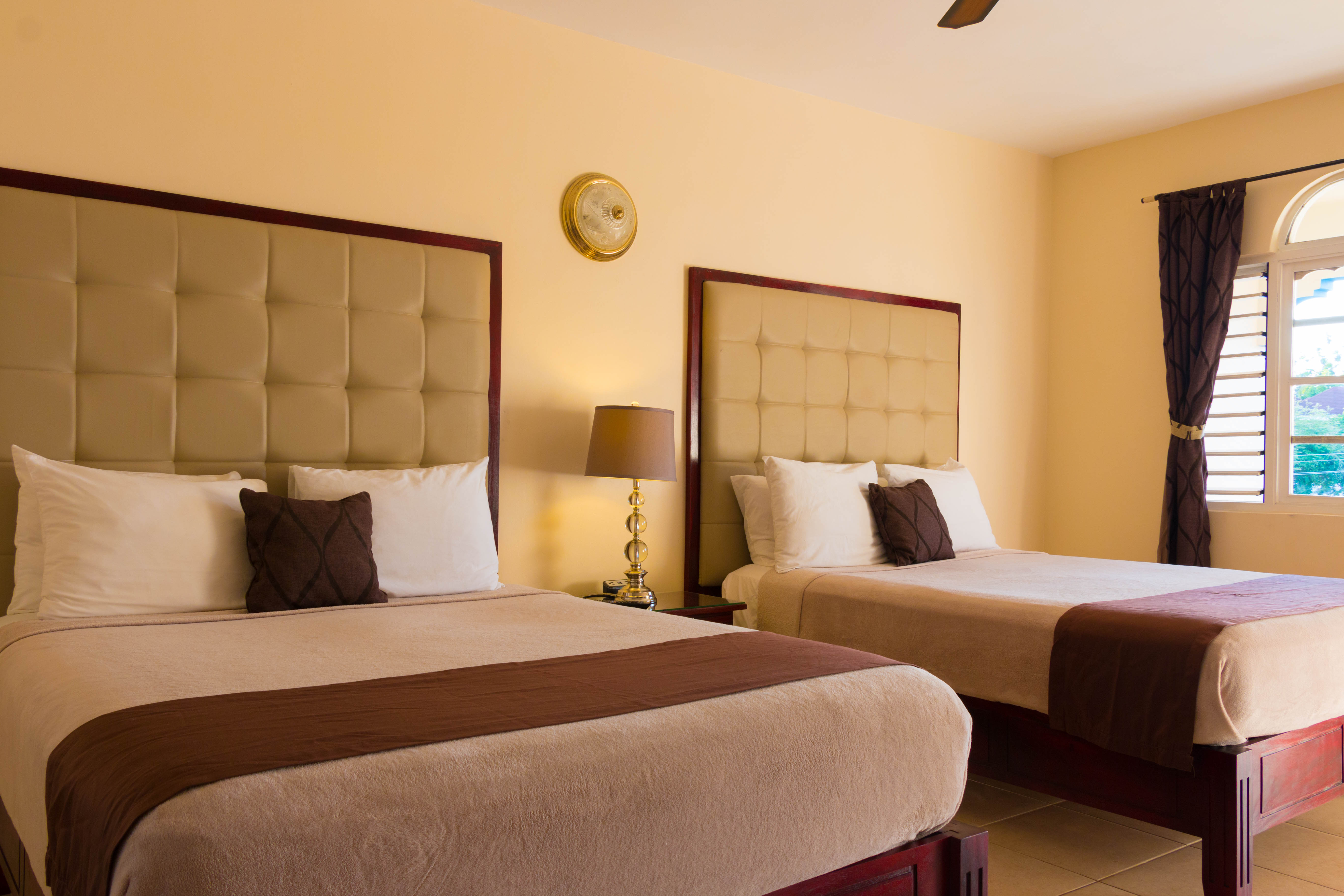 Double Deluxe Two Queen Beds