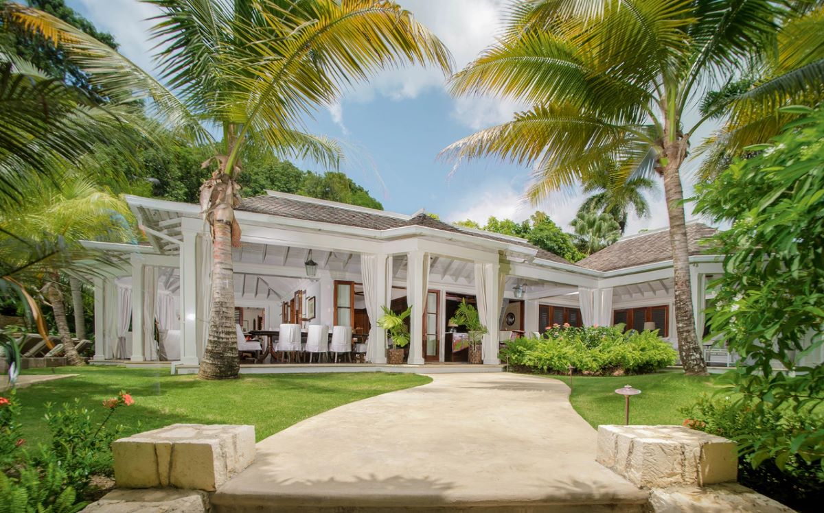 Villa Superior Three Bedrooms