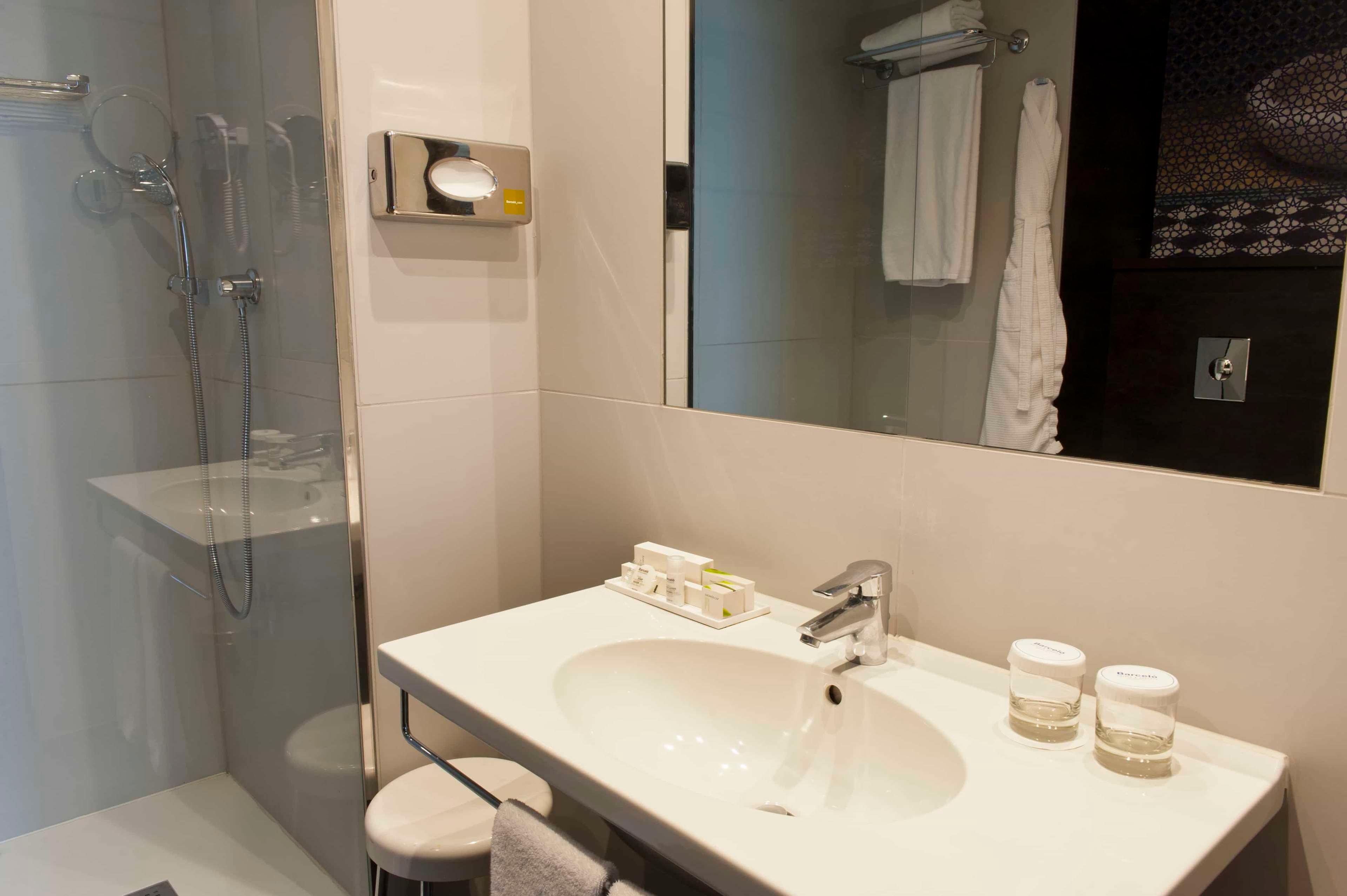 Double or Twin Deluxe