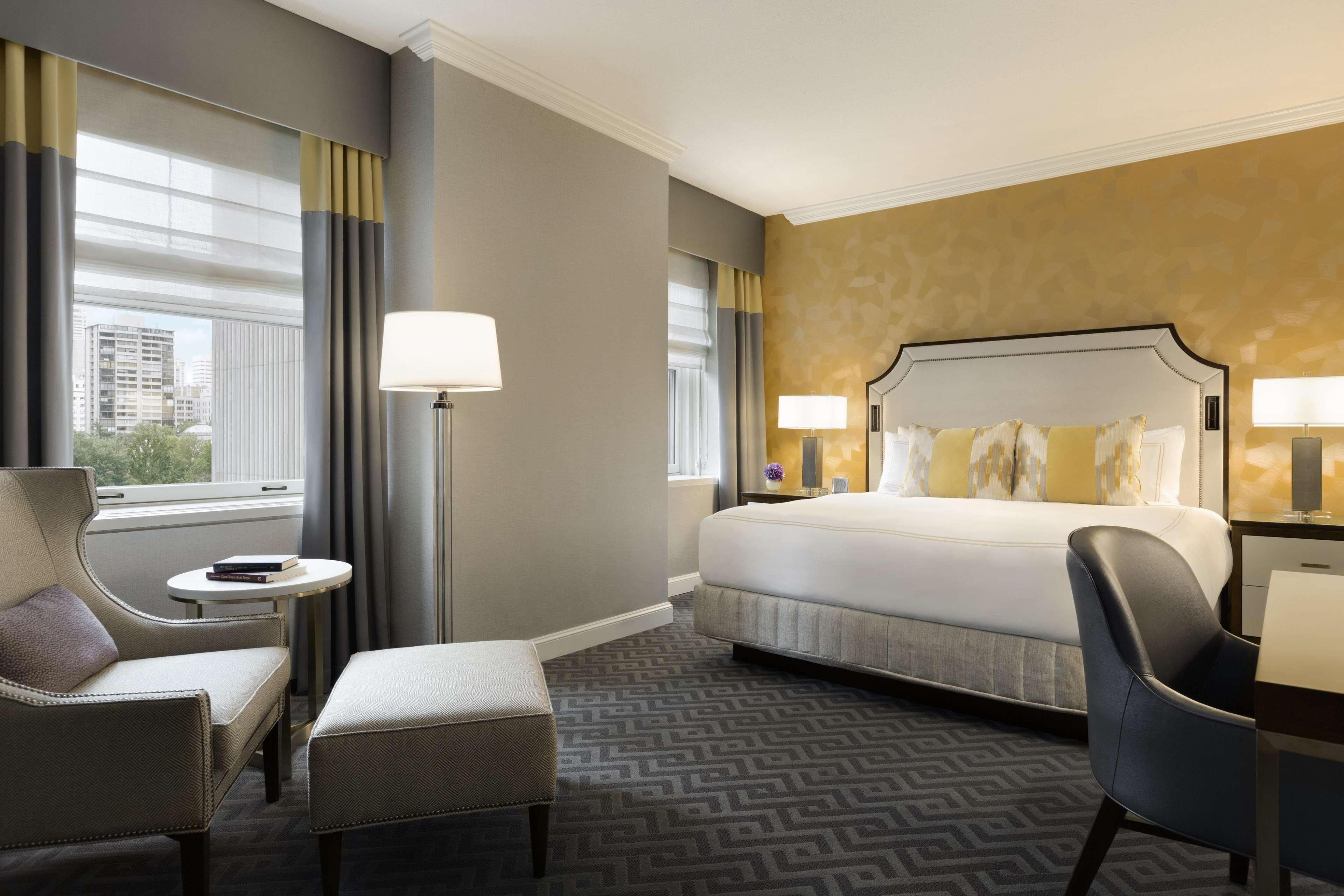 Suite City View King Bed