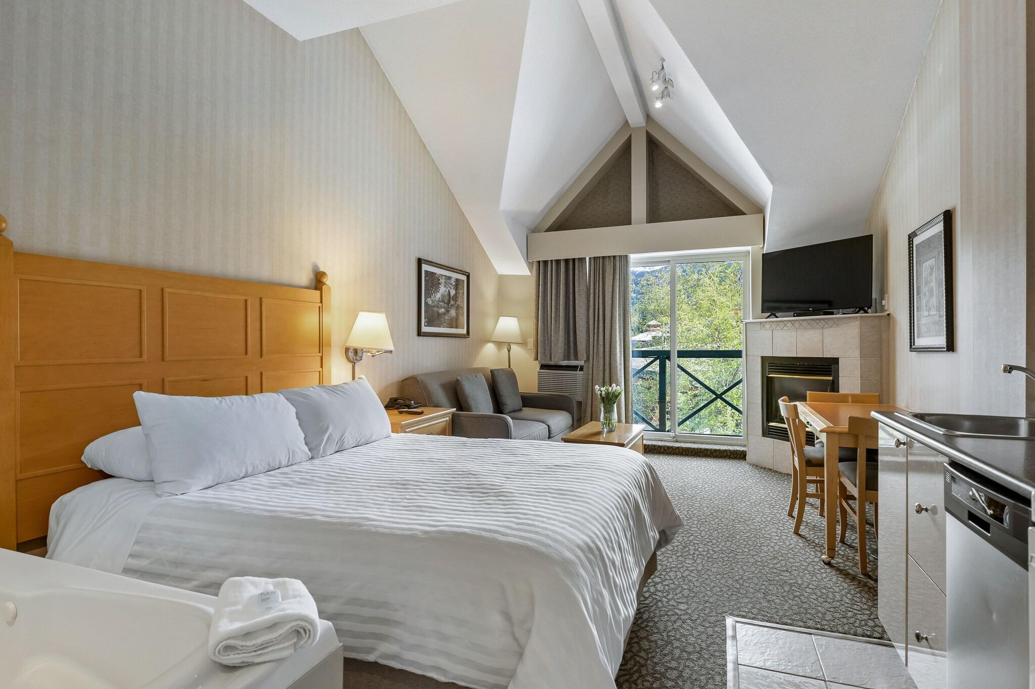 Suite Premium Queen Bed