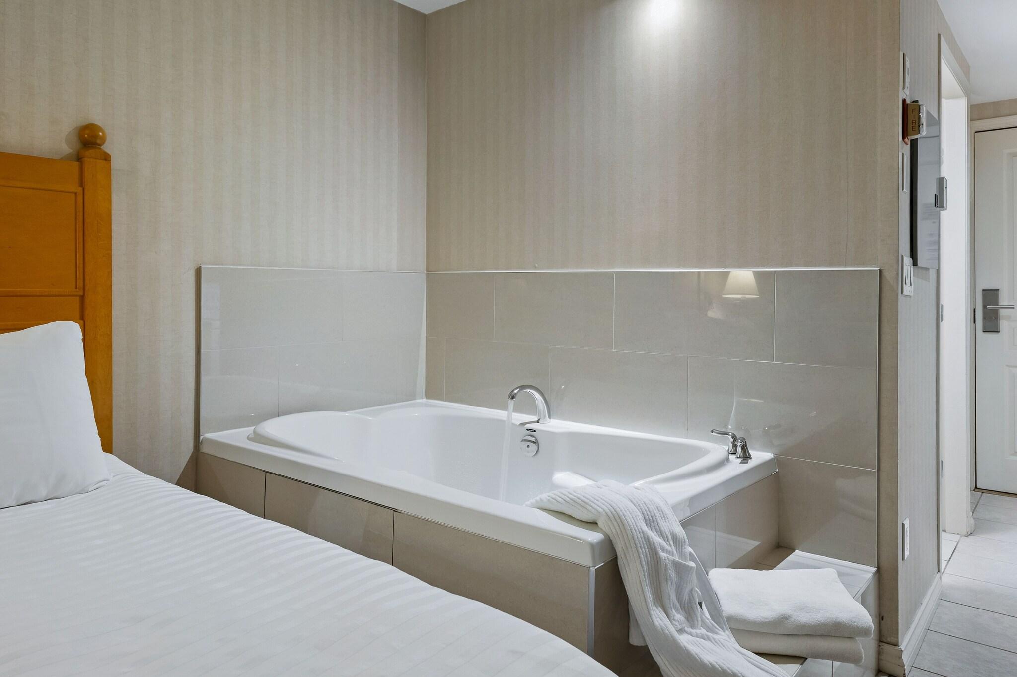 Studio Deluxe with Kitchenette