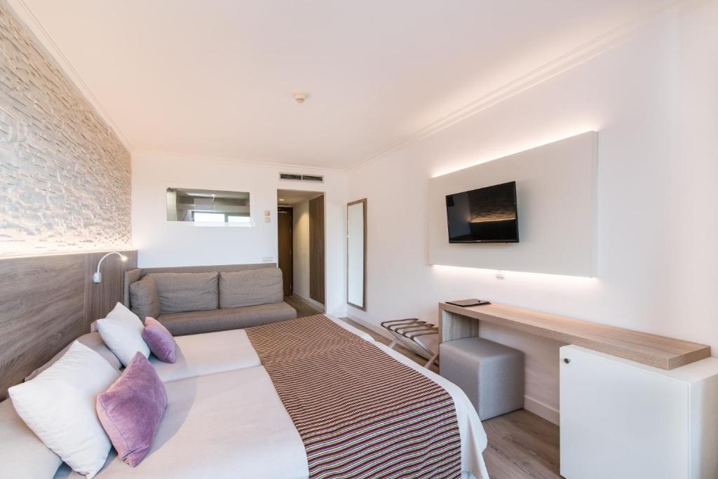 Double or Twin Superior with Views