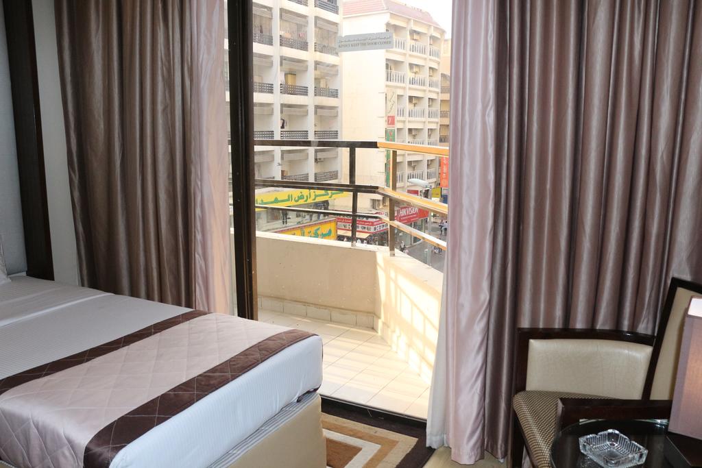 Double or Twin Deluxe