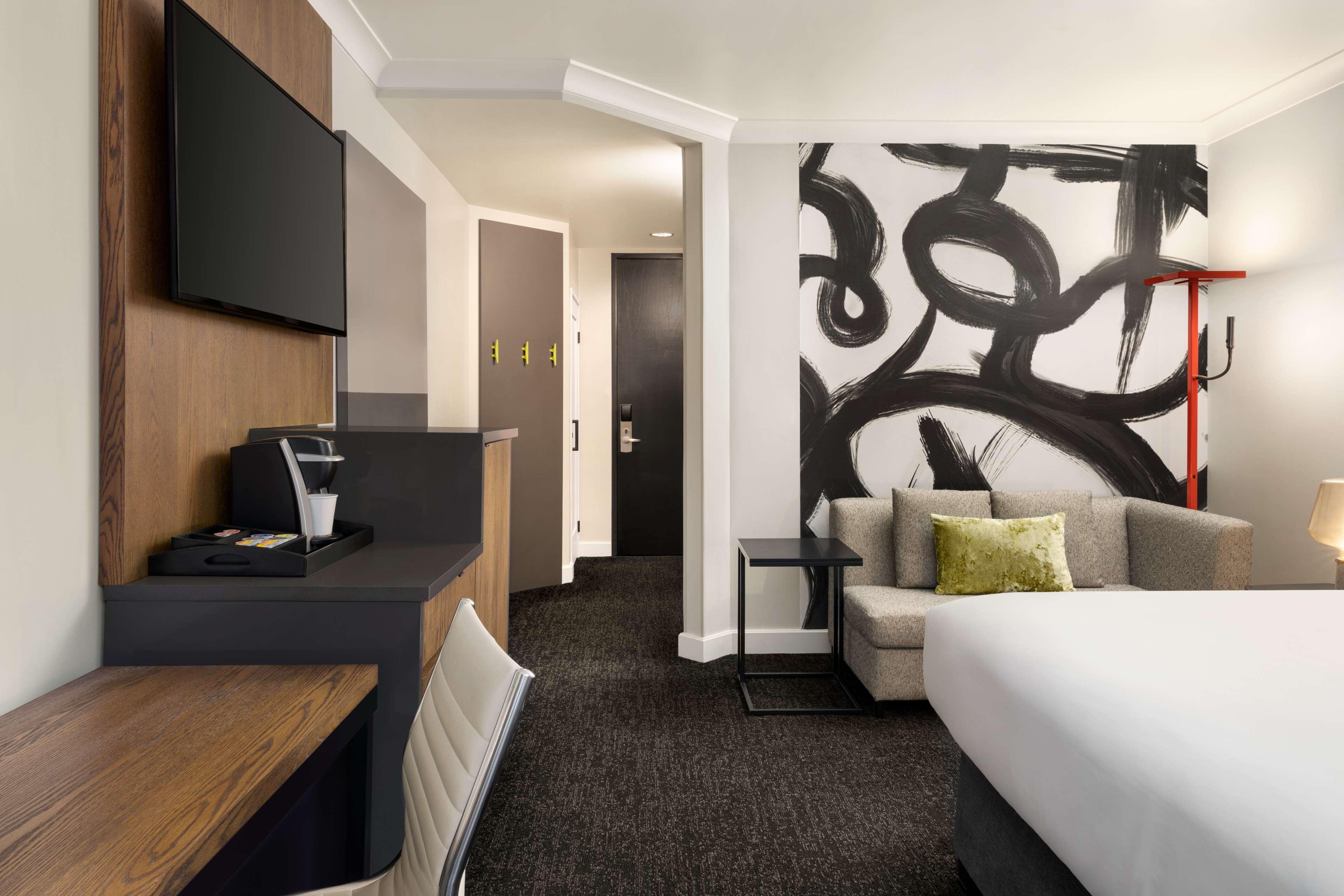 Double Accessible King Size Bed