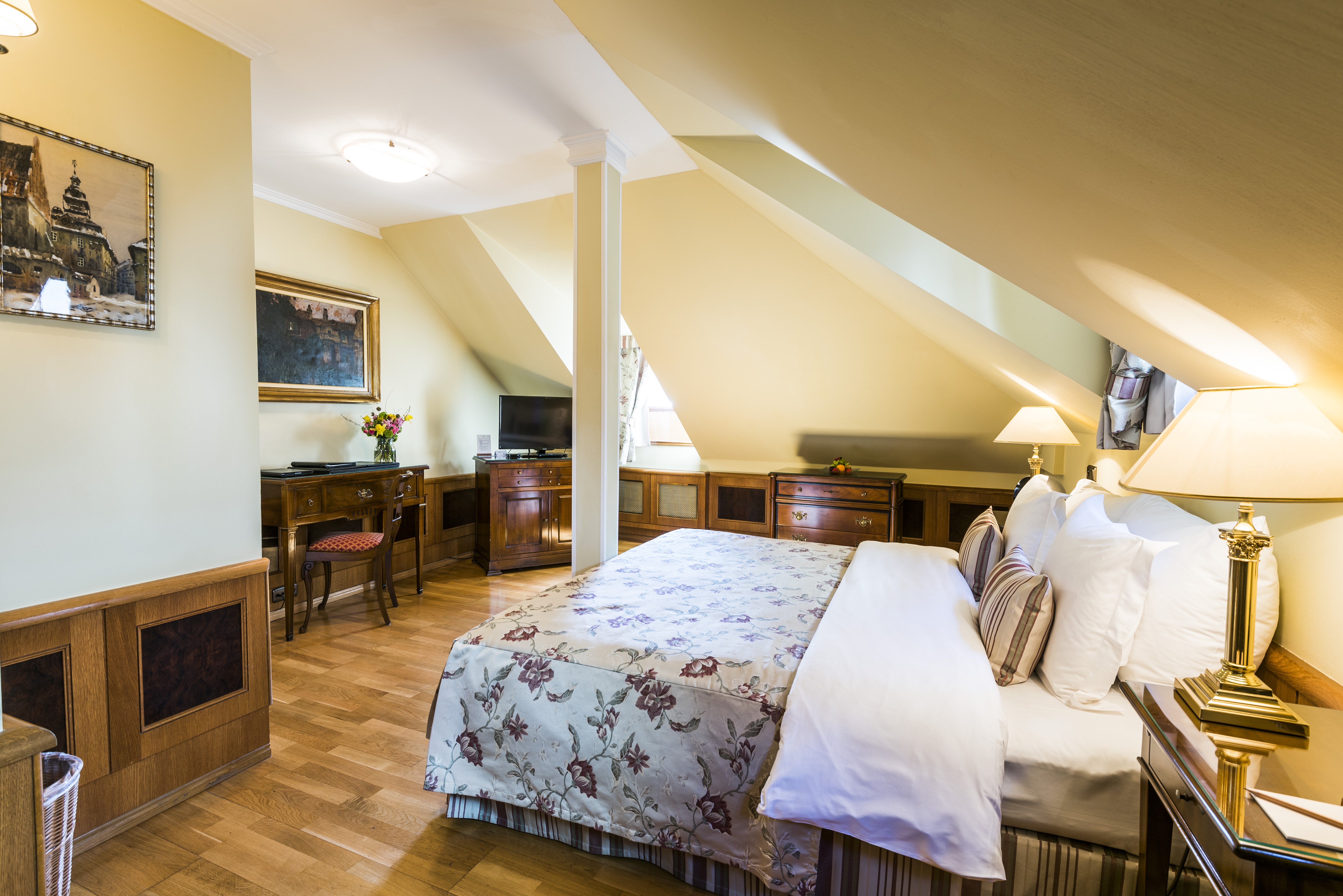 Double or Twin Superior