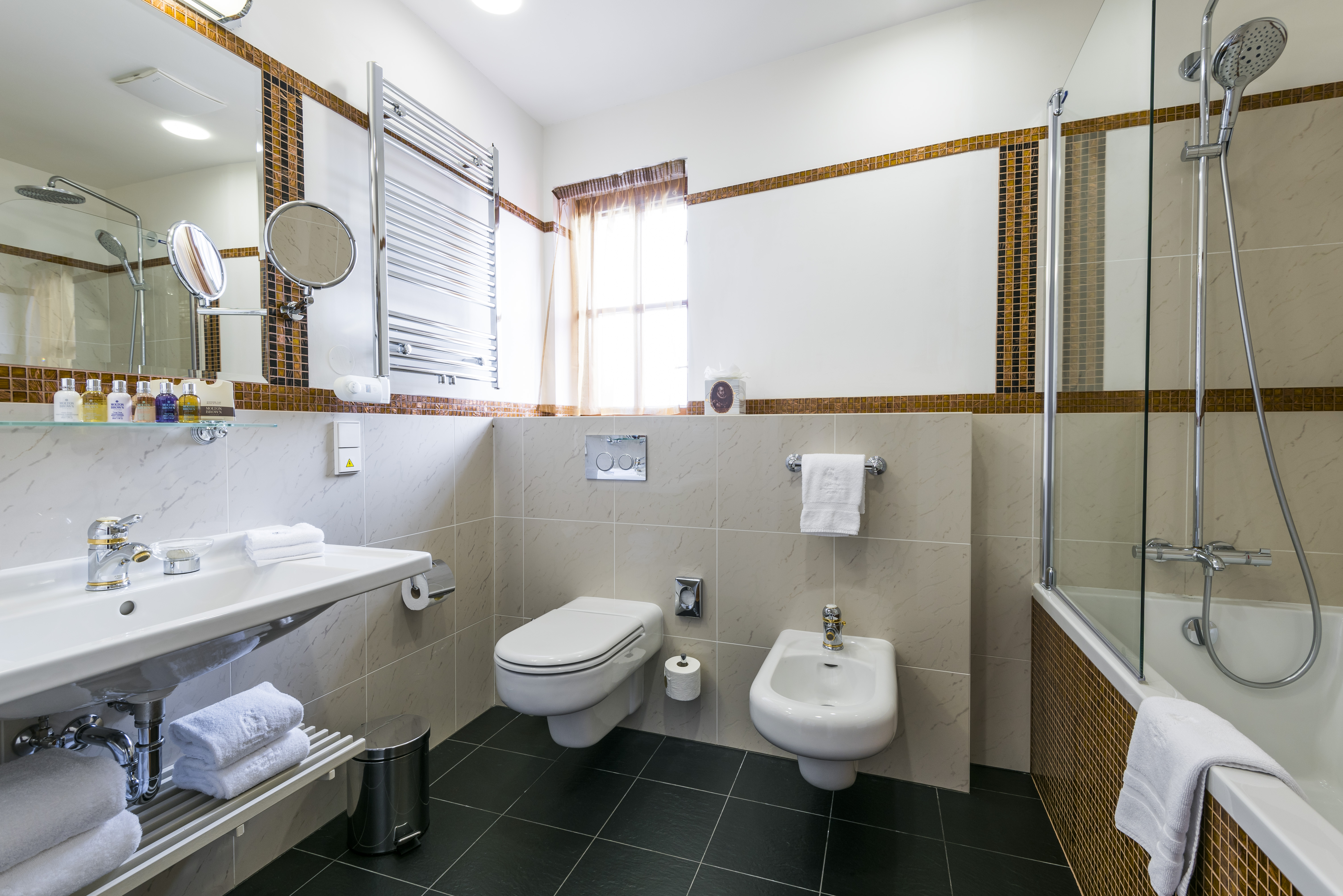 Double or Twin Deluxe