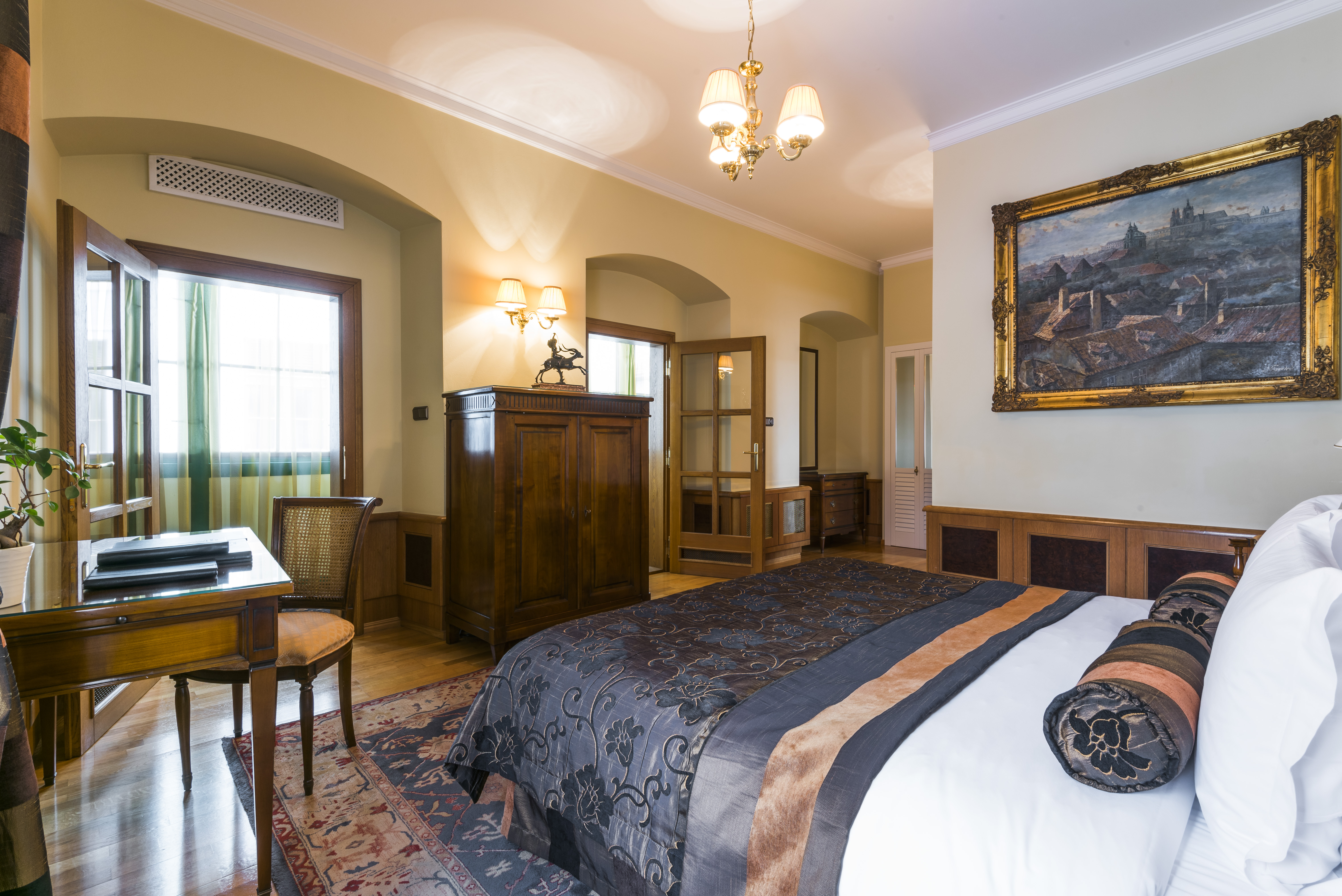 Double or Twin Deluxe