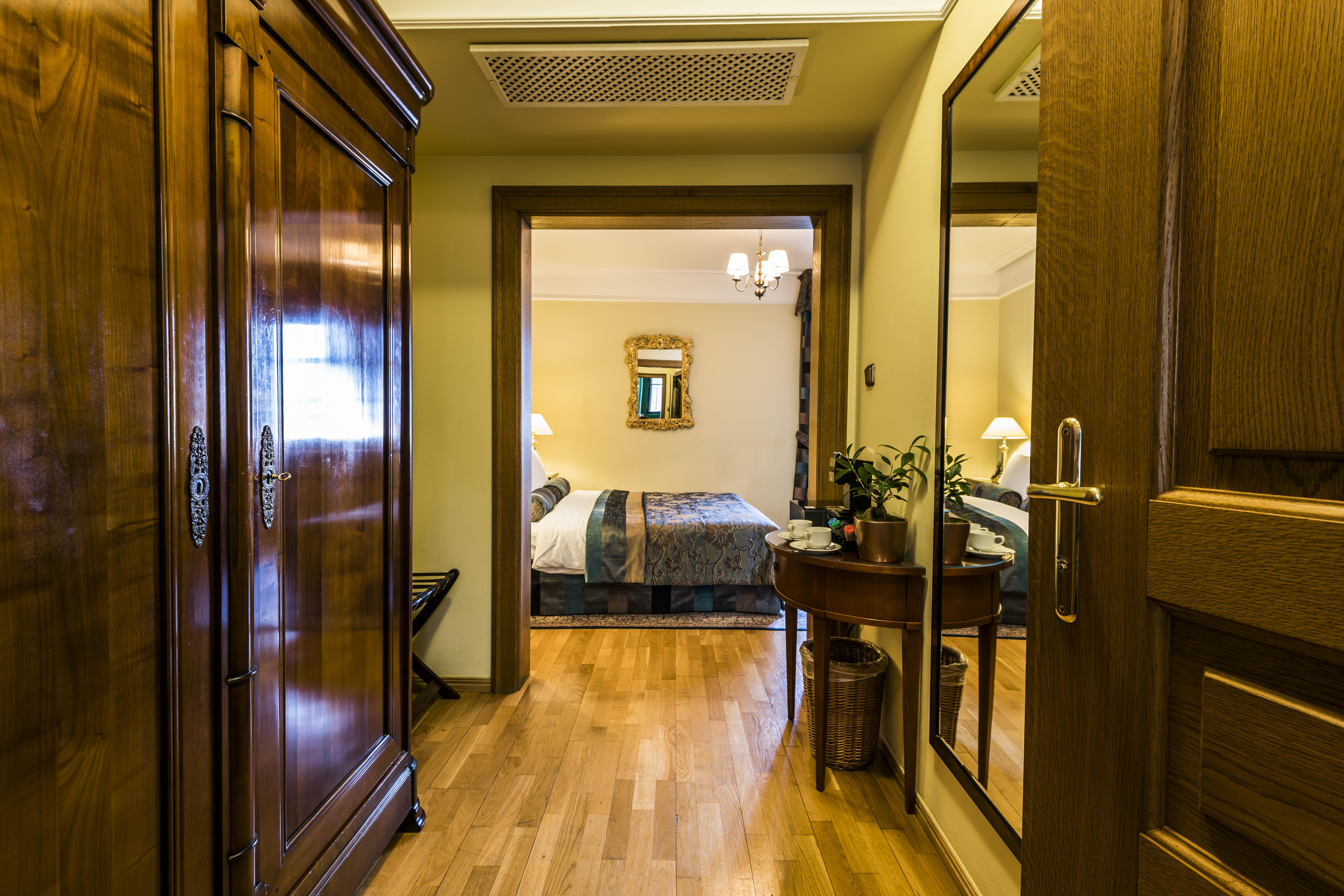 Double or Twin Deluxe