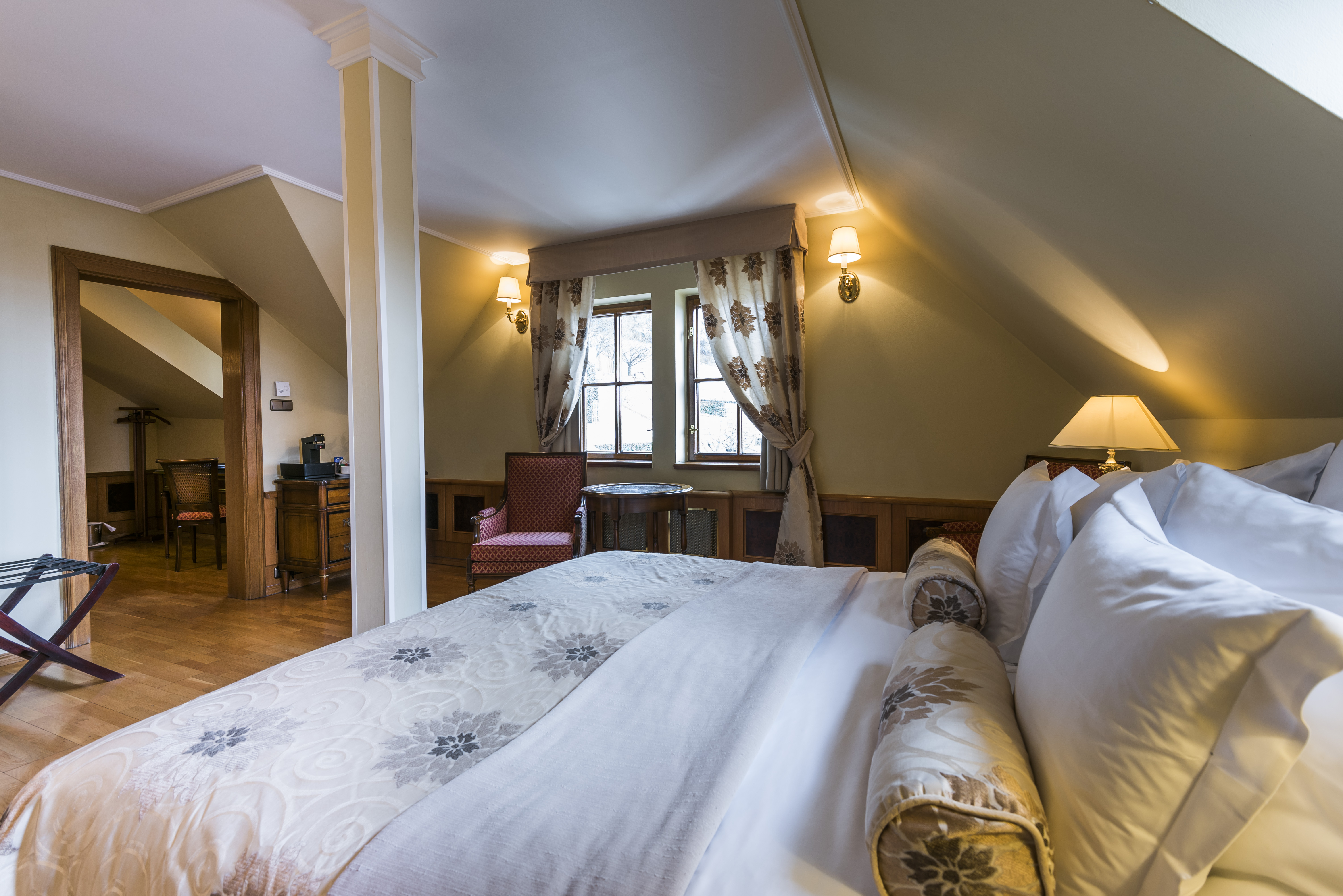 Double or Twin Grand