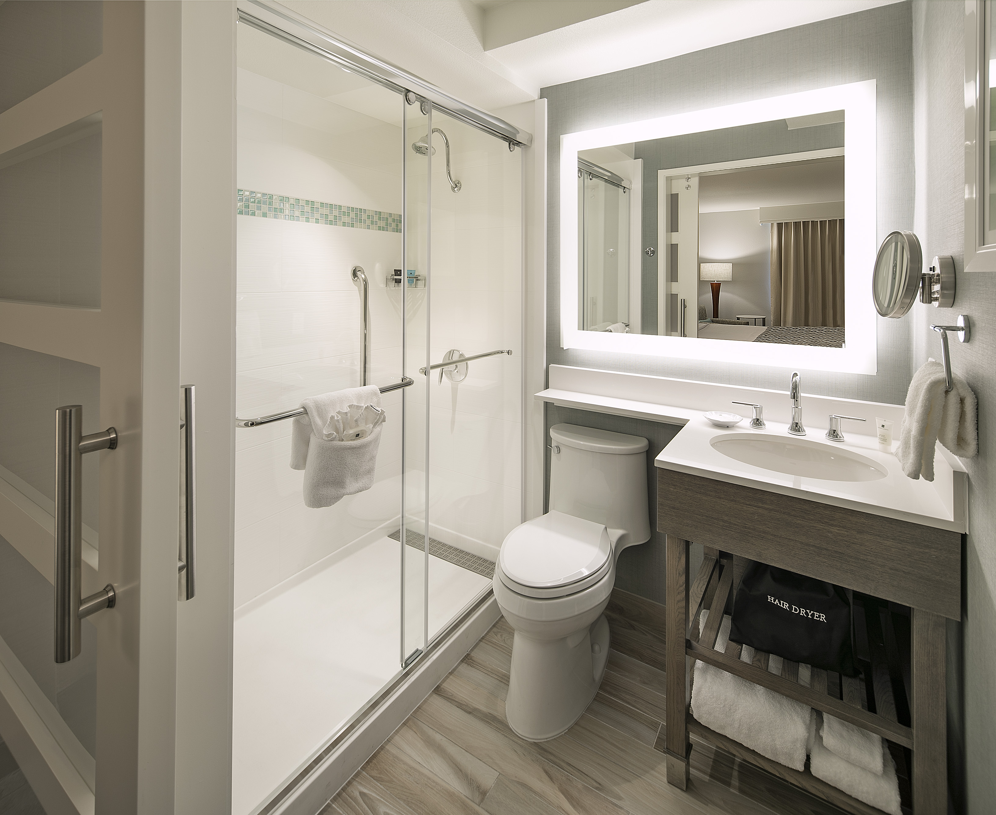 Double King Bed Non Smoking