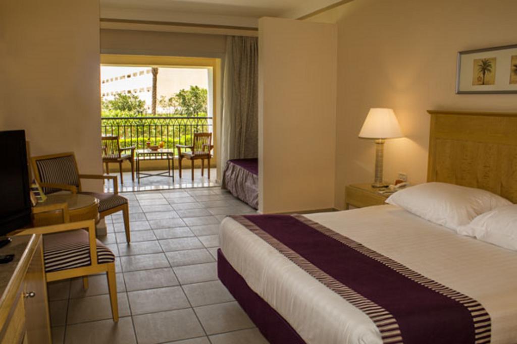 Family Room Superior