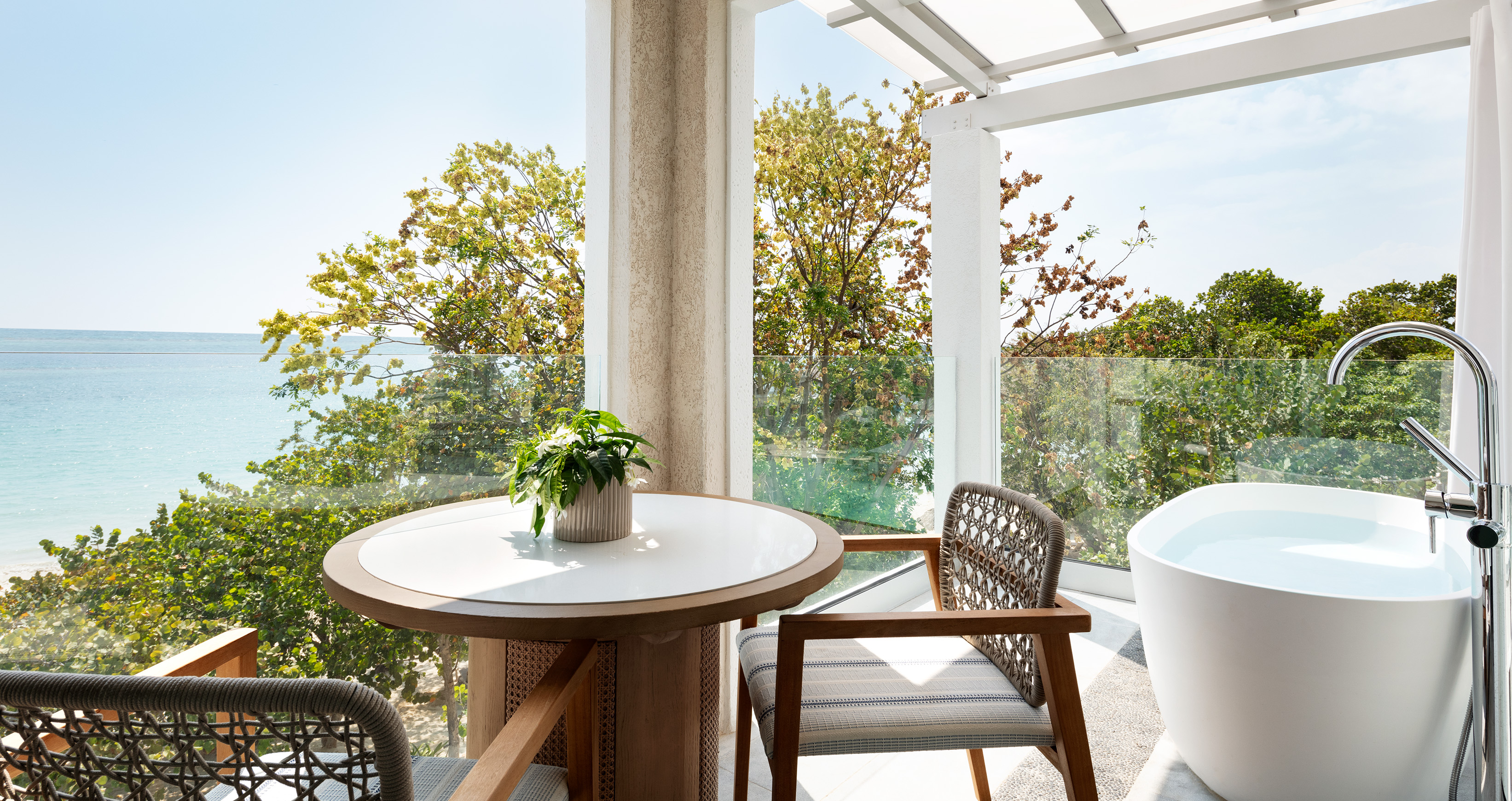 Suite Ocean View with Balcony