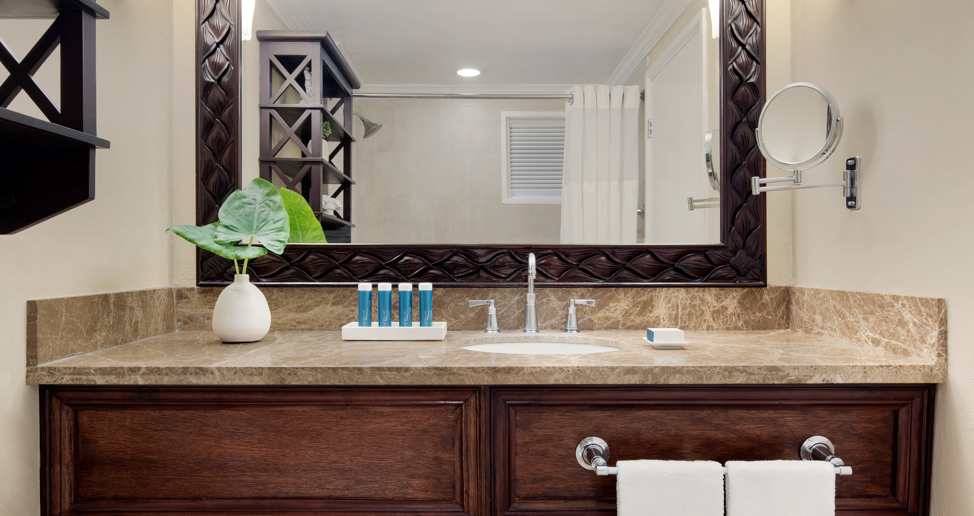 Room Ocean Front with Balcony