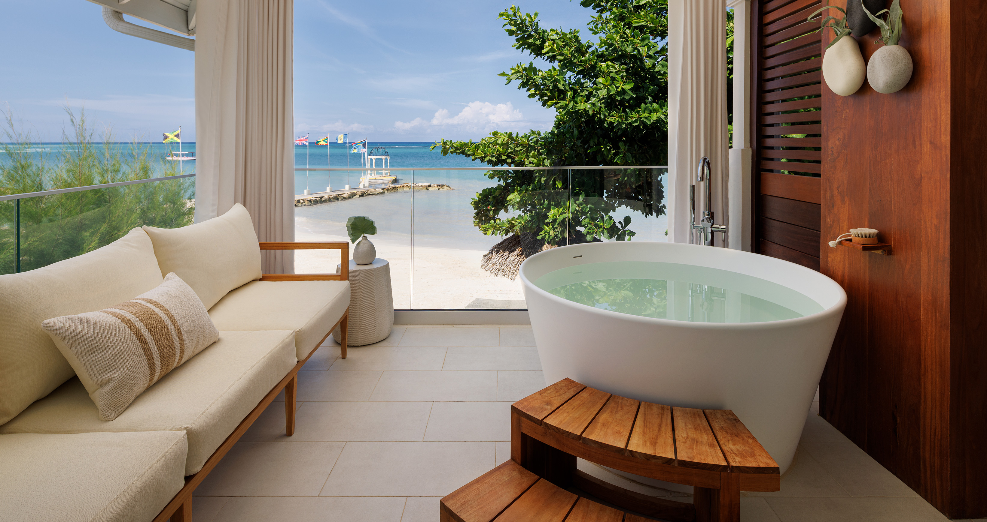 Suite Ocean View King Bed